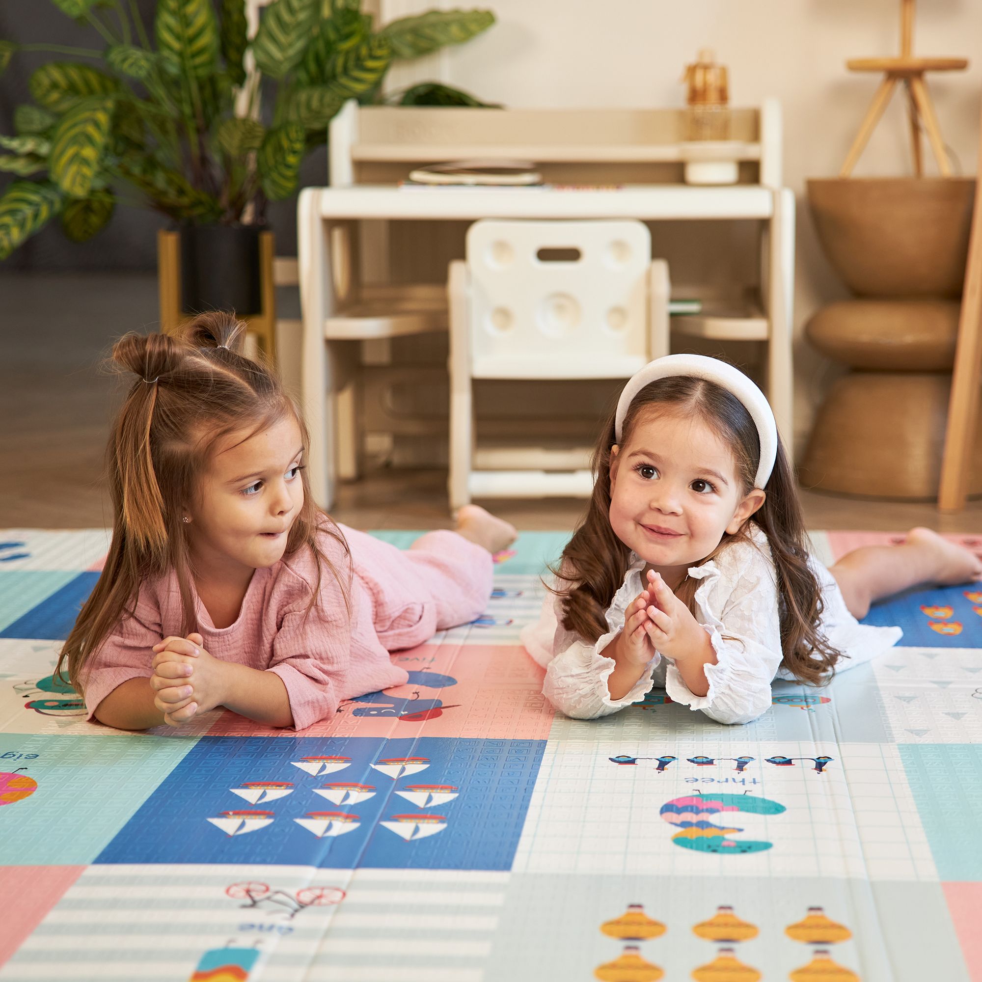 Игровой коврик складной для детей UNIX Kids Numbers 150x200 см, двусторонний, развивающий, цифры и животные, текстурная поверхность, развивающий - фото 10