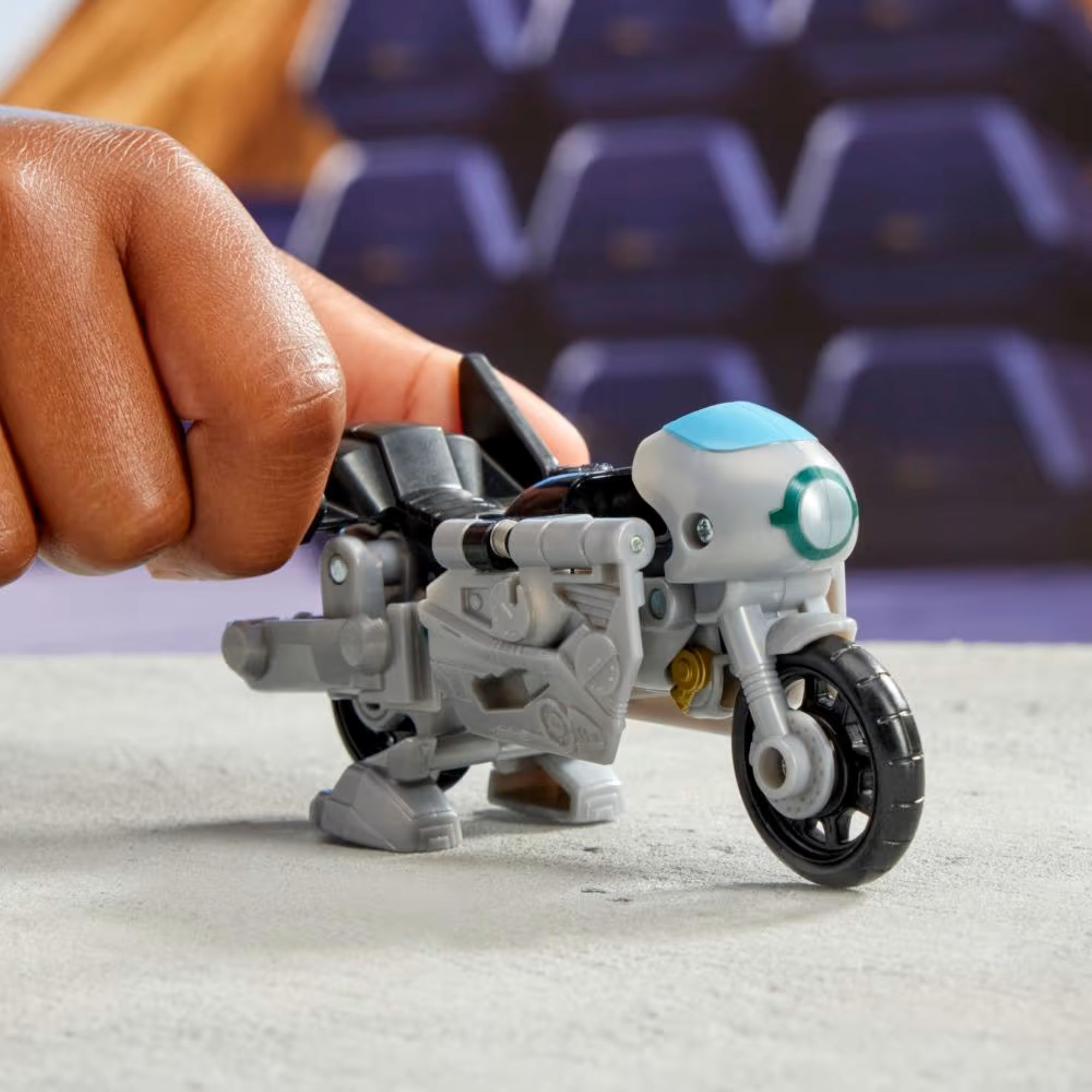 Фигурка Hasbro Трансформер Terran Thrash - фото 7