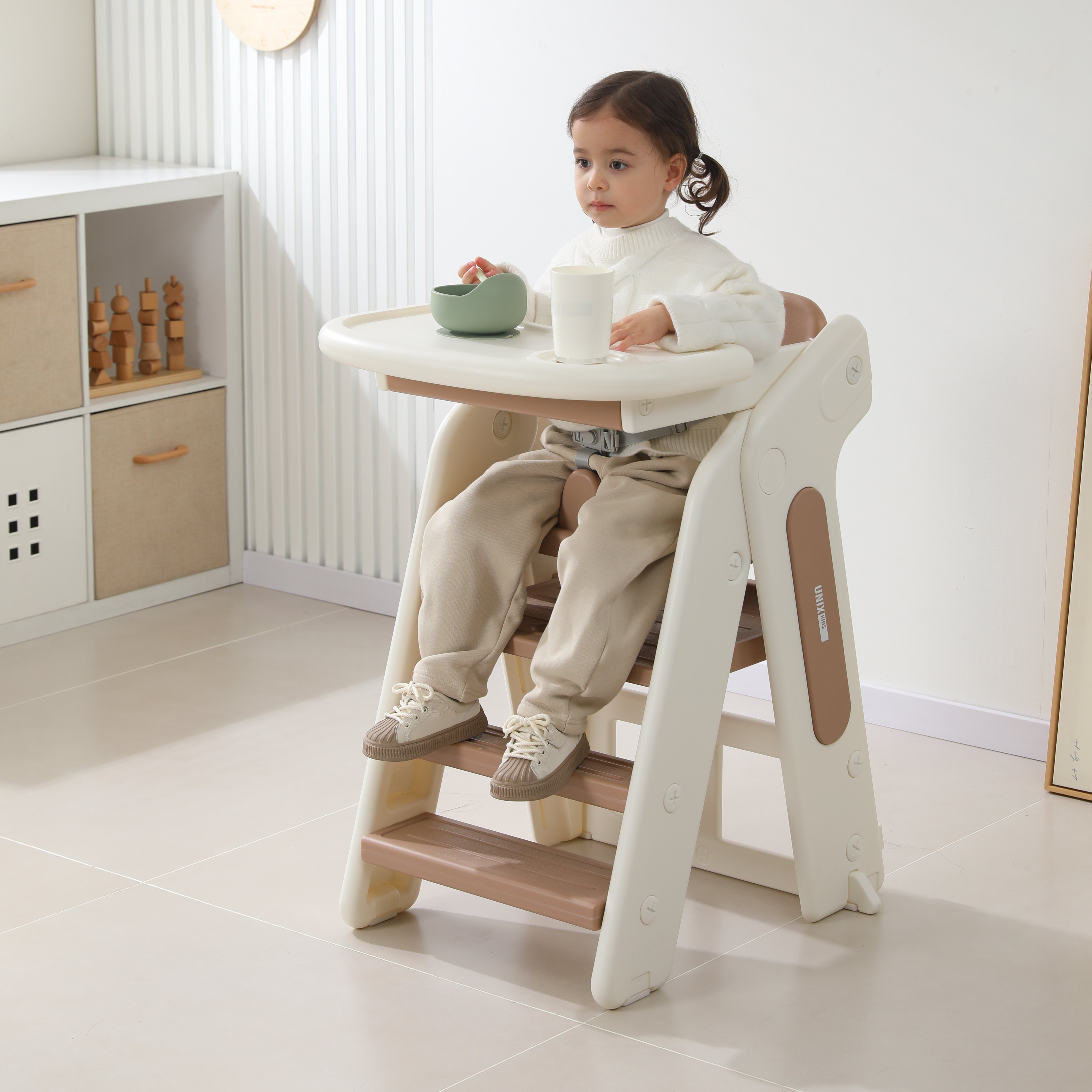 Стульчик для кормления UNIX Kids 3 steps Cocoa бежевый - фото 11