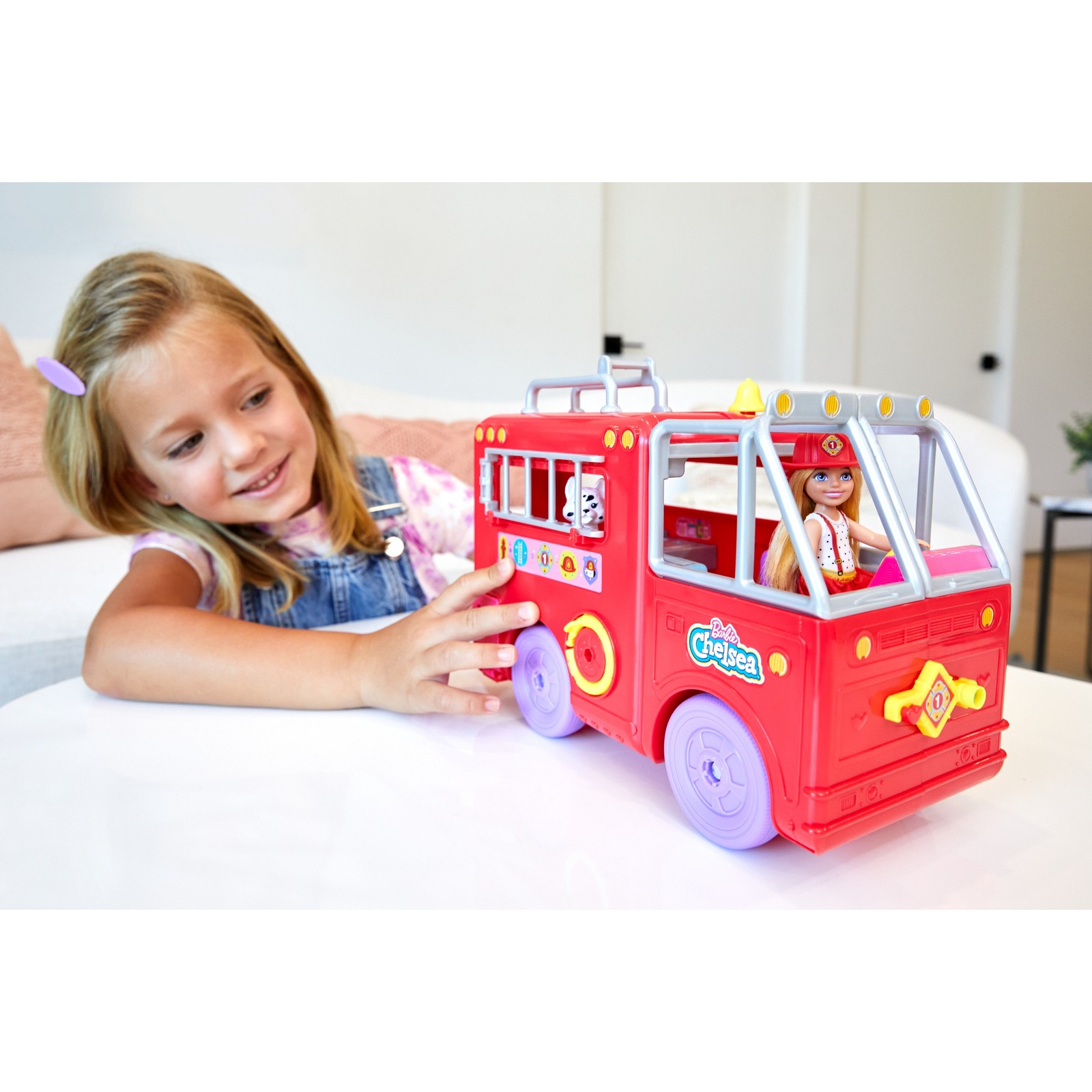 Кукла мини Barbie HCK73 - фото 12
