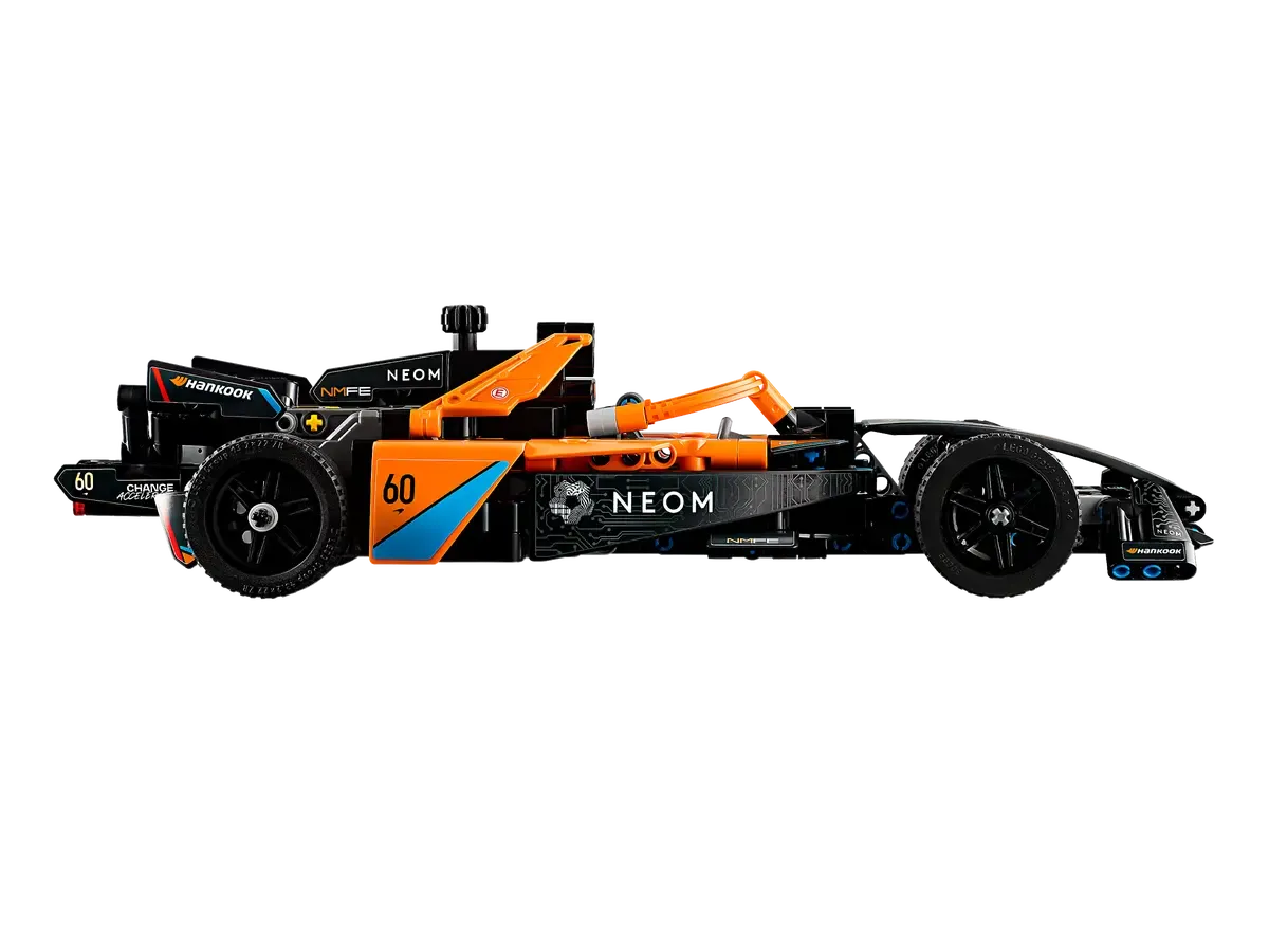 Конструктор LEGO Technic 42169 452 дет. - фото 3