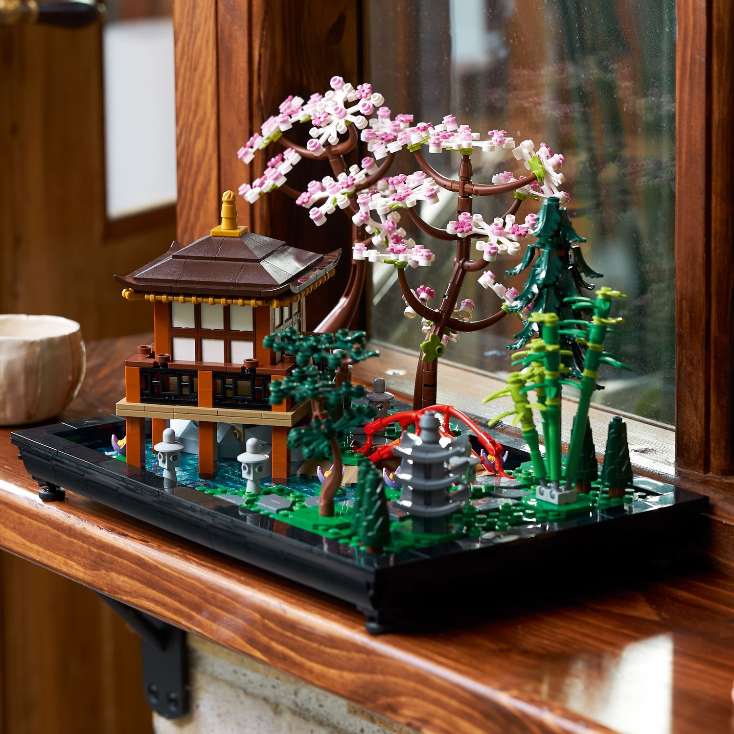 Конструктор LEGO Icons Tranquil Garden - фото 9