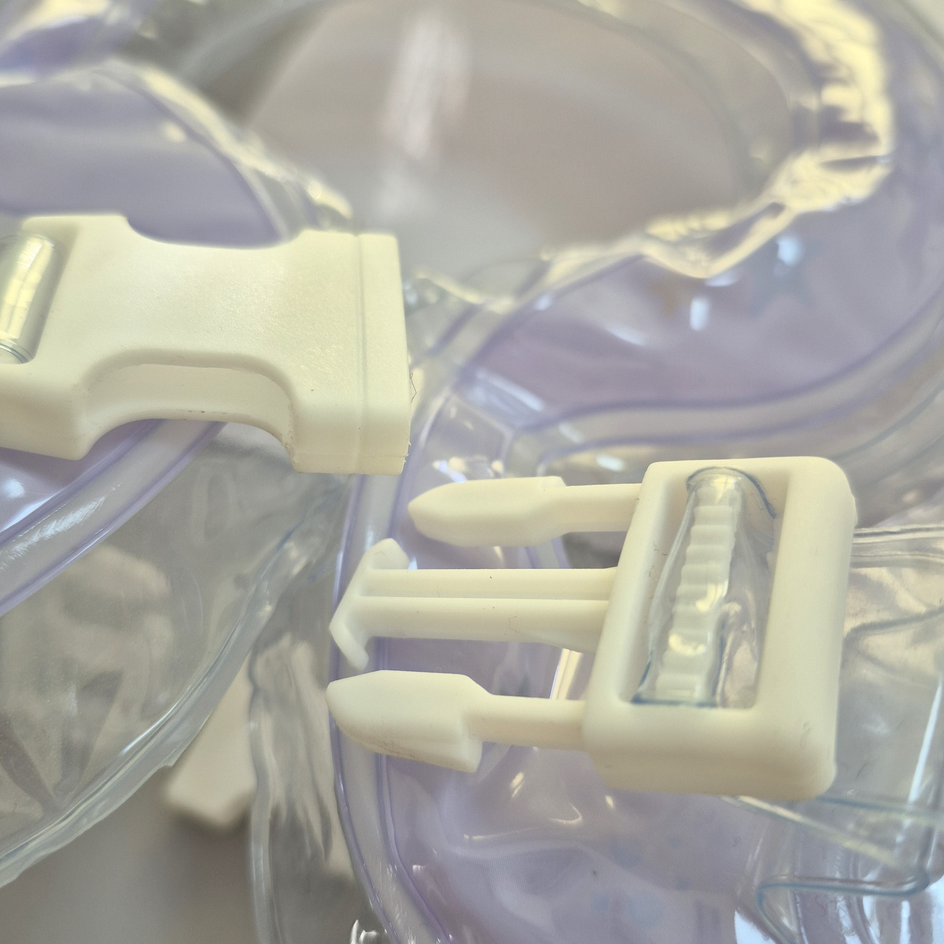 Круг для купания Uviton с ручками фиолетовый - фото 9