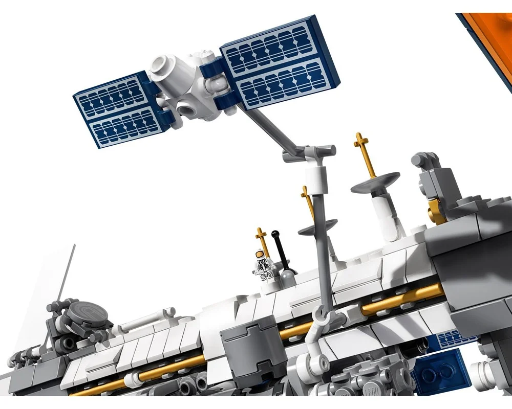 Конструктор LEGO Ideas 21321 864 дет. - фото 7