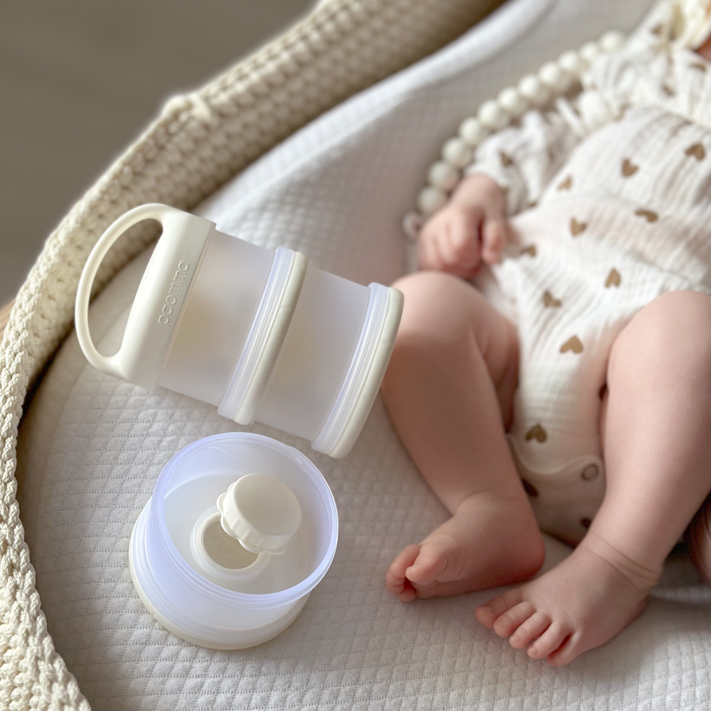 Контейнер для молочной смеси Paomma и детского питания 3 отделения цвет Сливочный - фото 10