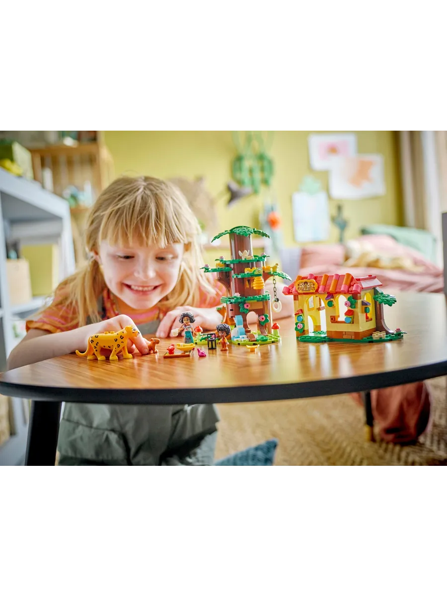 Конструктор LEGO Disney Princess Приют для животных Антонио 310 дет. - фото 8