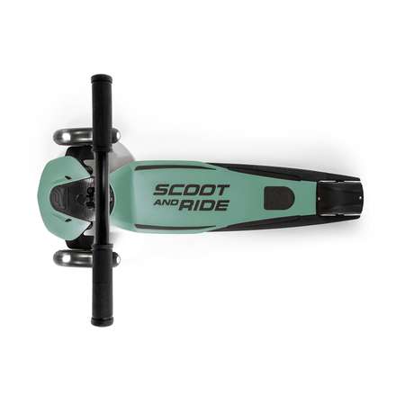 Самокат Scoot and Ride трехколесный