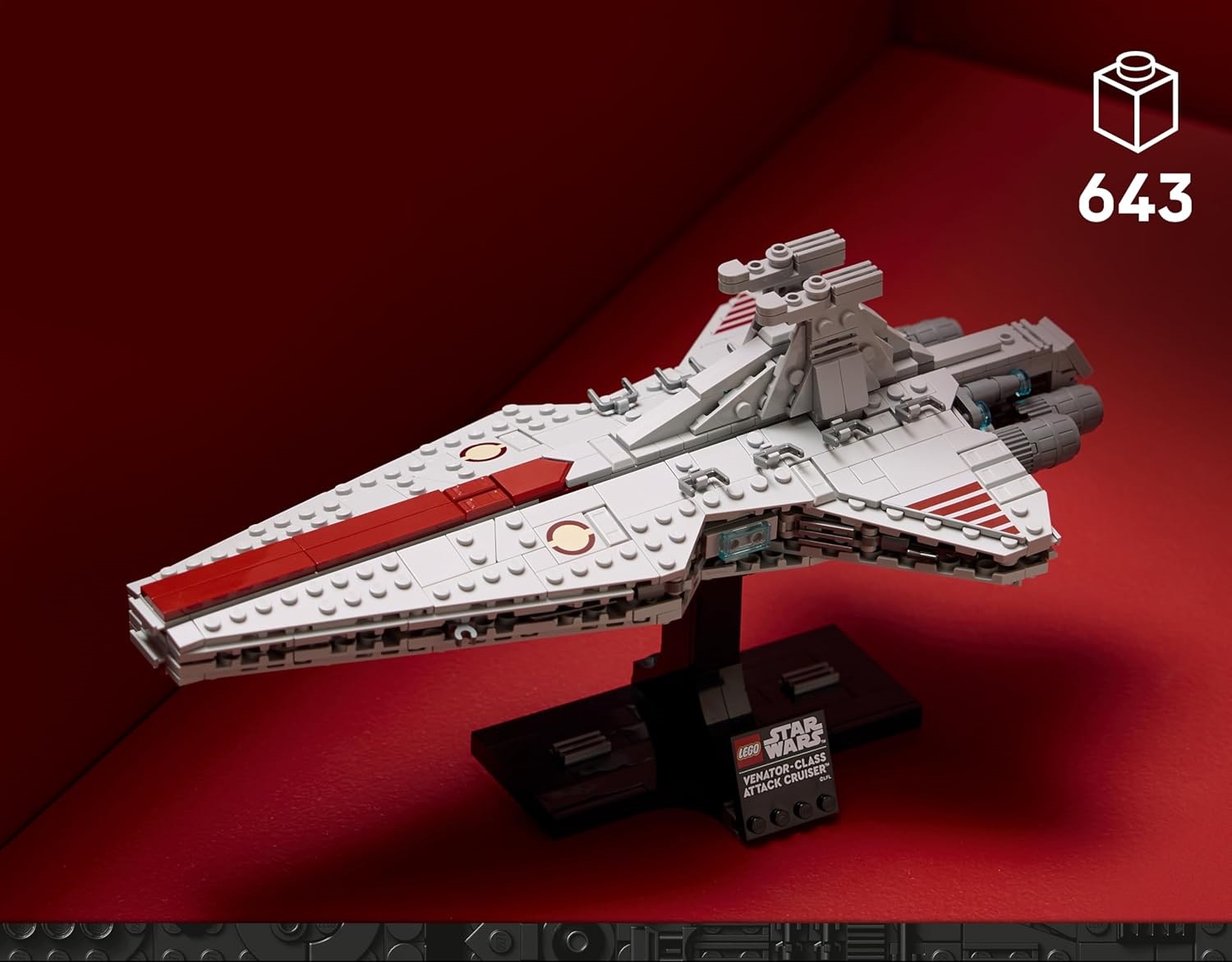 Конструктор LEGO Star Wars Venator-Class Attack Cruiser 643 дет. - фото 4