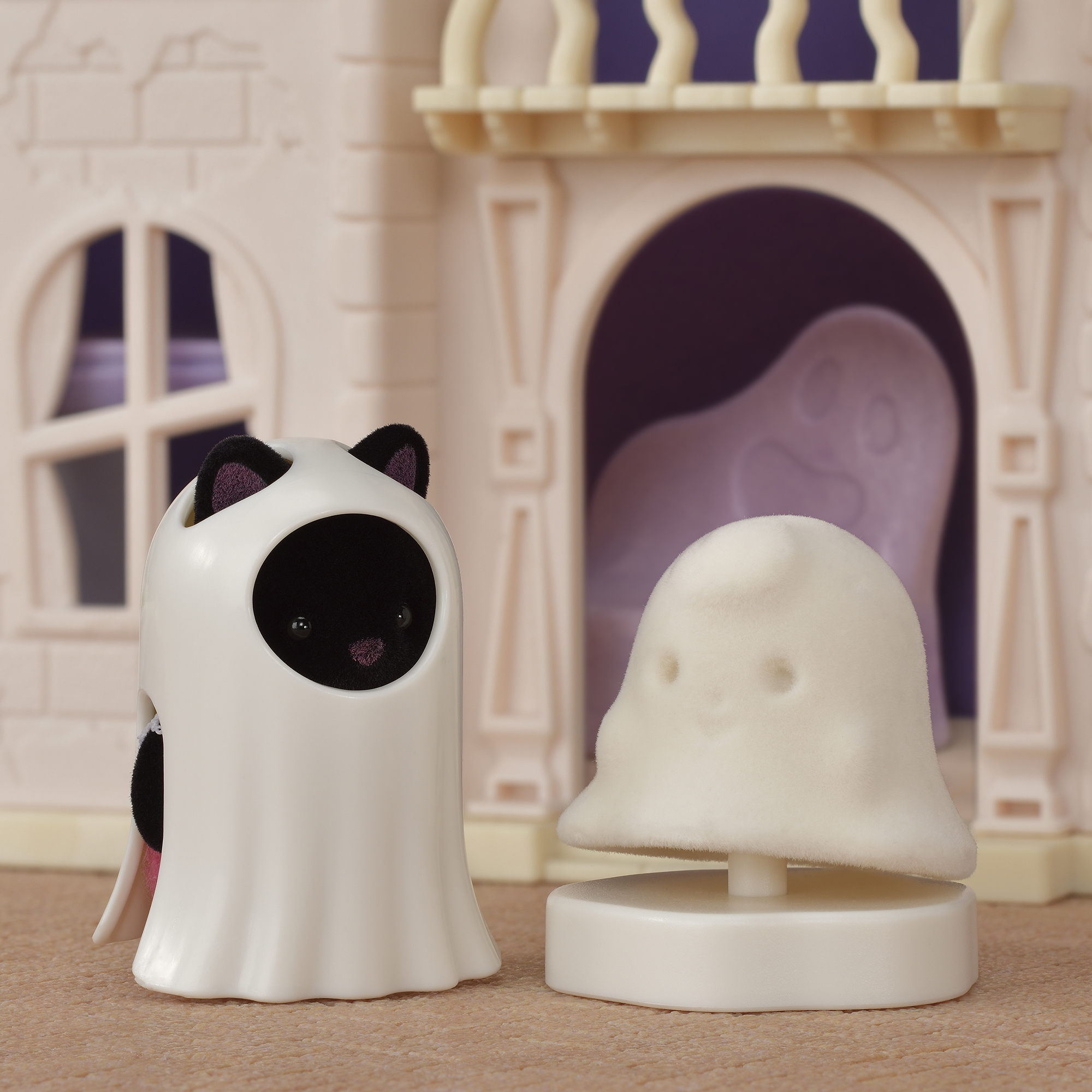 Игровой набор Sylvanian Families Домик с привидениями - фото 9