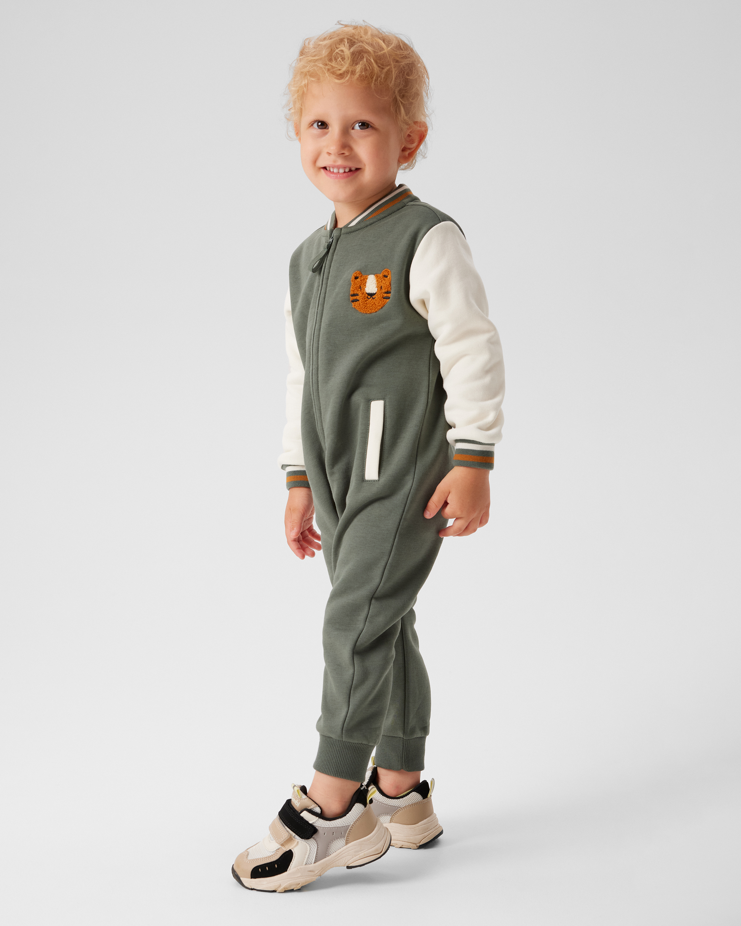 Утеплённый комбинезон BabyGо W25-324BGib-24 - фото 6