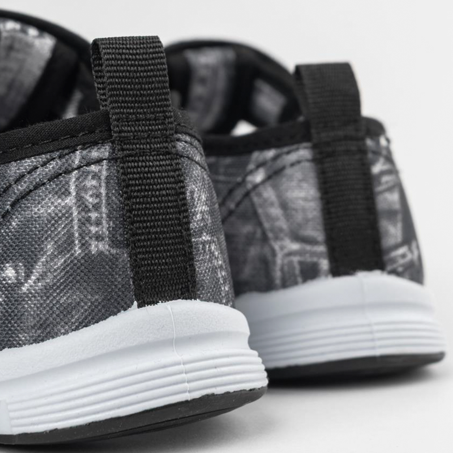 Сандалии TikkaGo 7T06_913-2_black-grey - фото 4