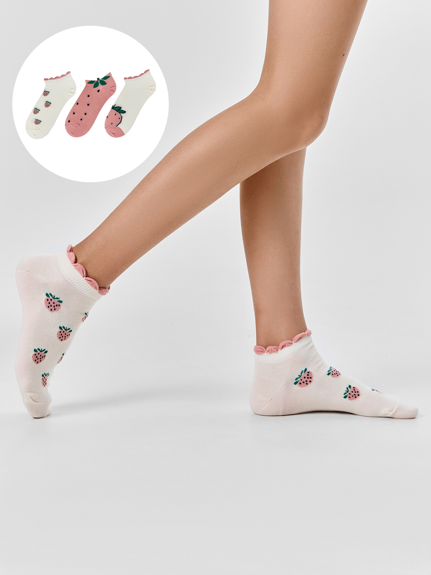 Изображение товара Носки Mark Formelle Модель 3 пары (детские) хлопковые. Изображение товара Носки Mark Formelle Модель 3 пары (детские) хлопковые.