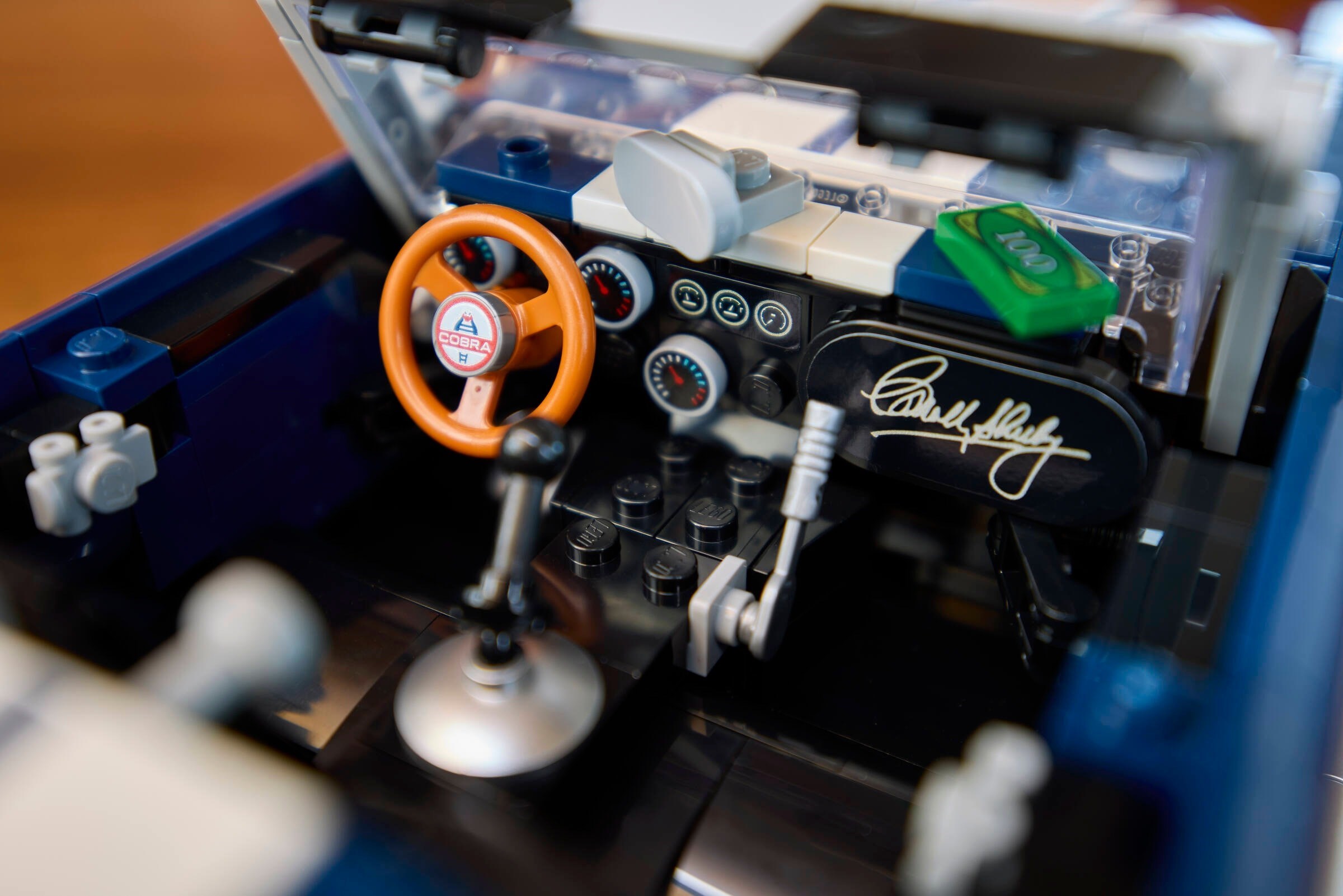 Конструктор LEGO Icons 10357 1241 дет. - фото 5