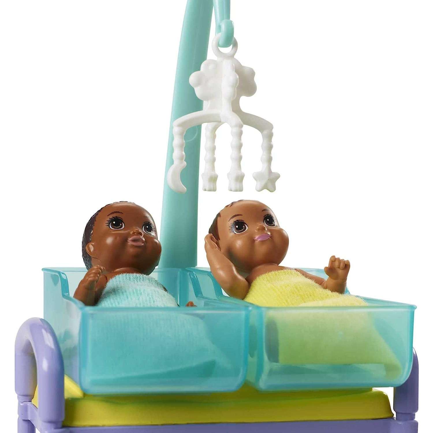 Кукла модельная Barbie GKH24 - фото 4