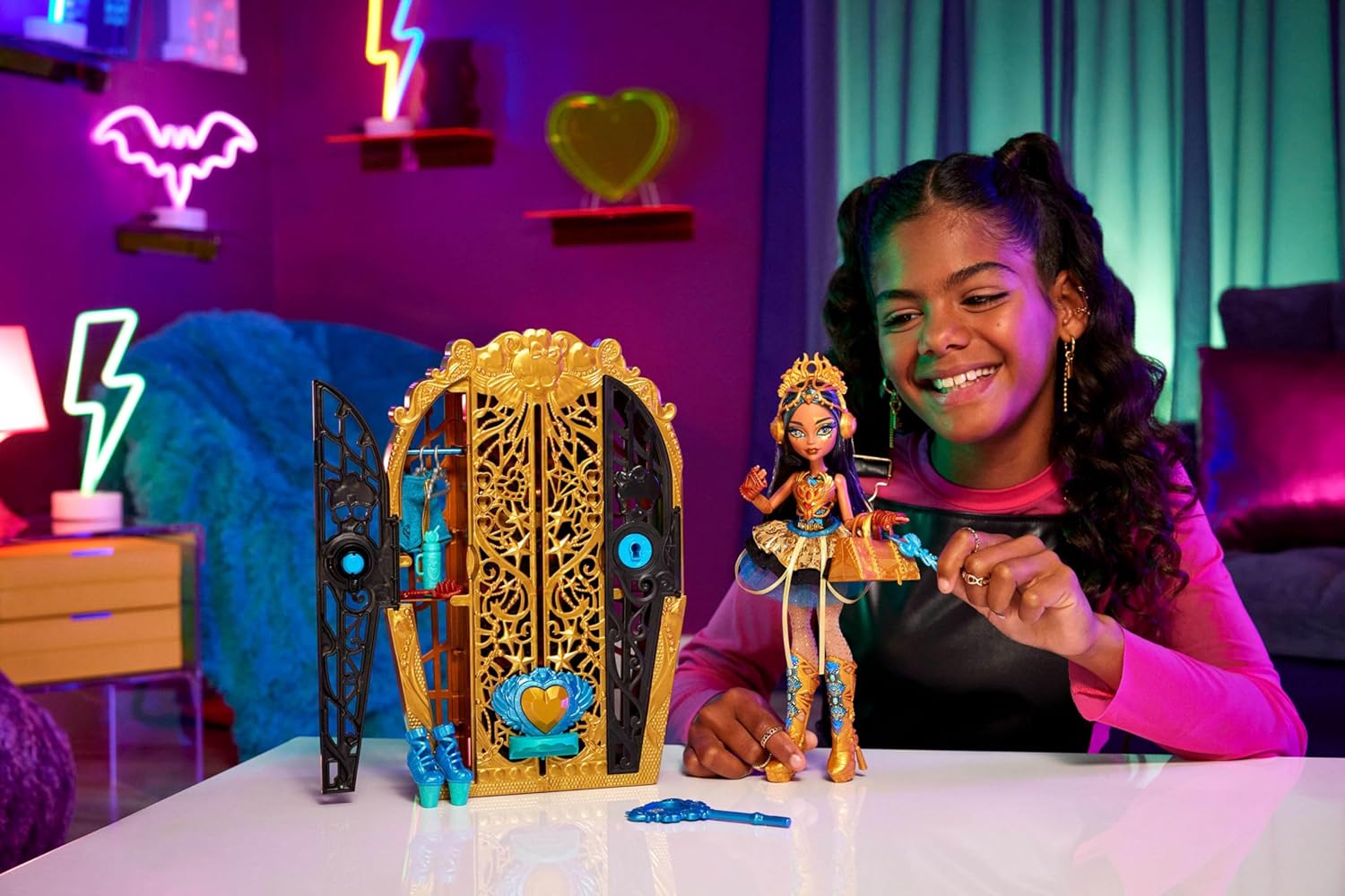 Кукла модельная Monster High Cleo HXH86 - фото 6