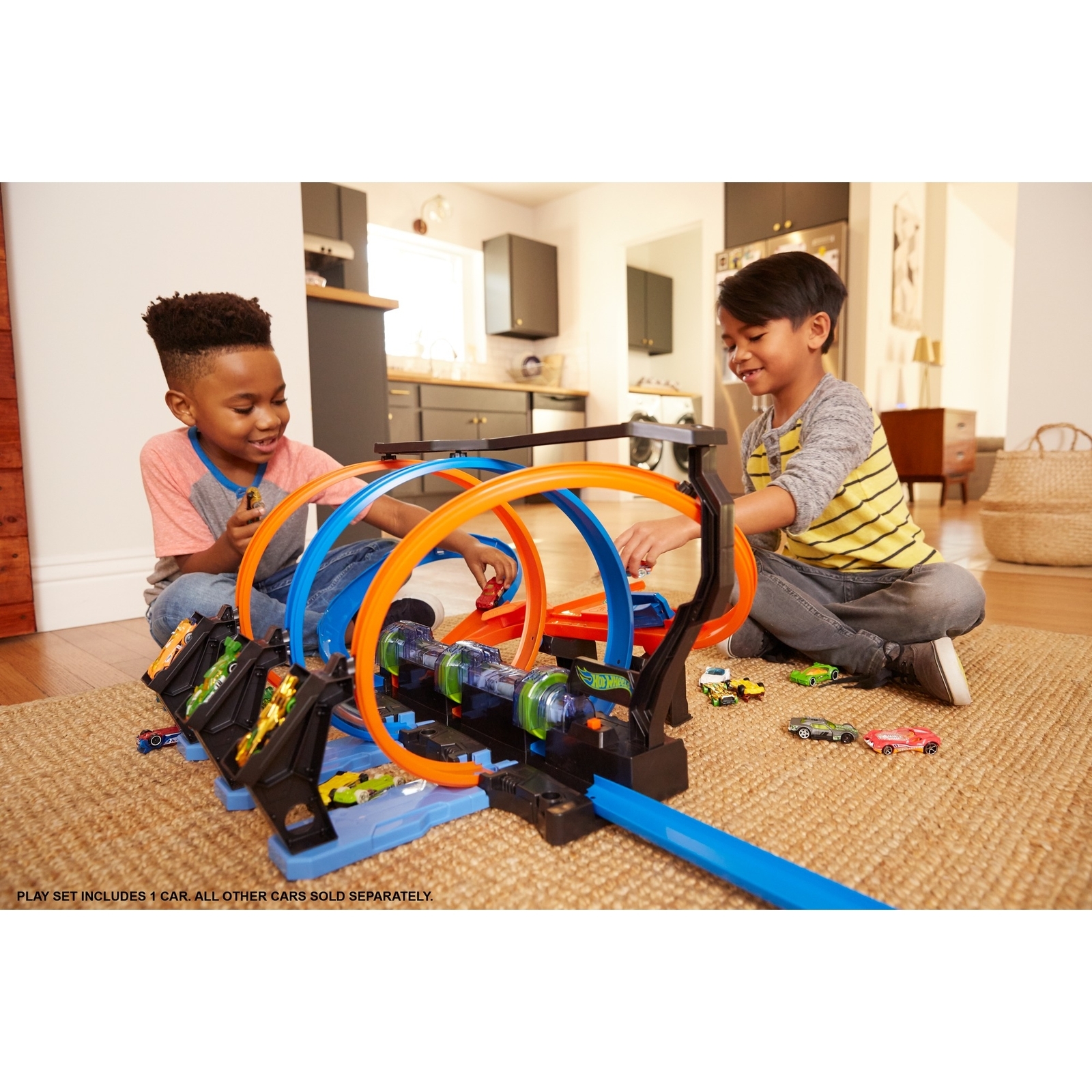 Трек Hot Wheels Винтовое столкновение FTB65 - фото 18