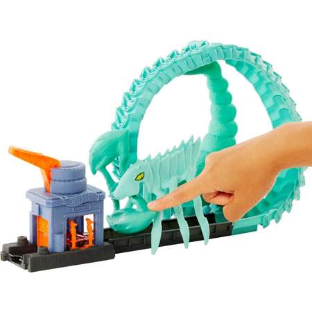 Трек Hot Wheels Атака ядовитого скорпиона с пусковой установкой