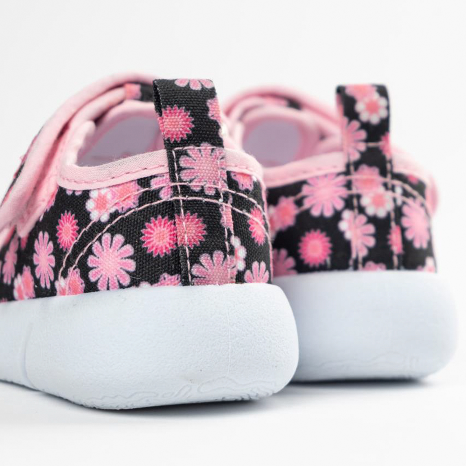 Сандалии TikkaGo 7N05_241003_black-pink - фото 4