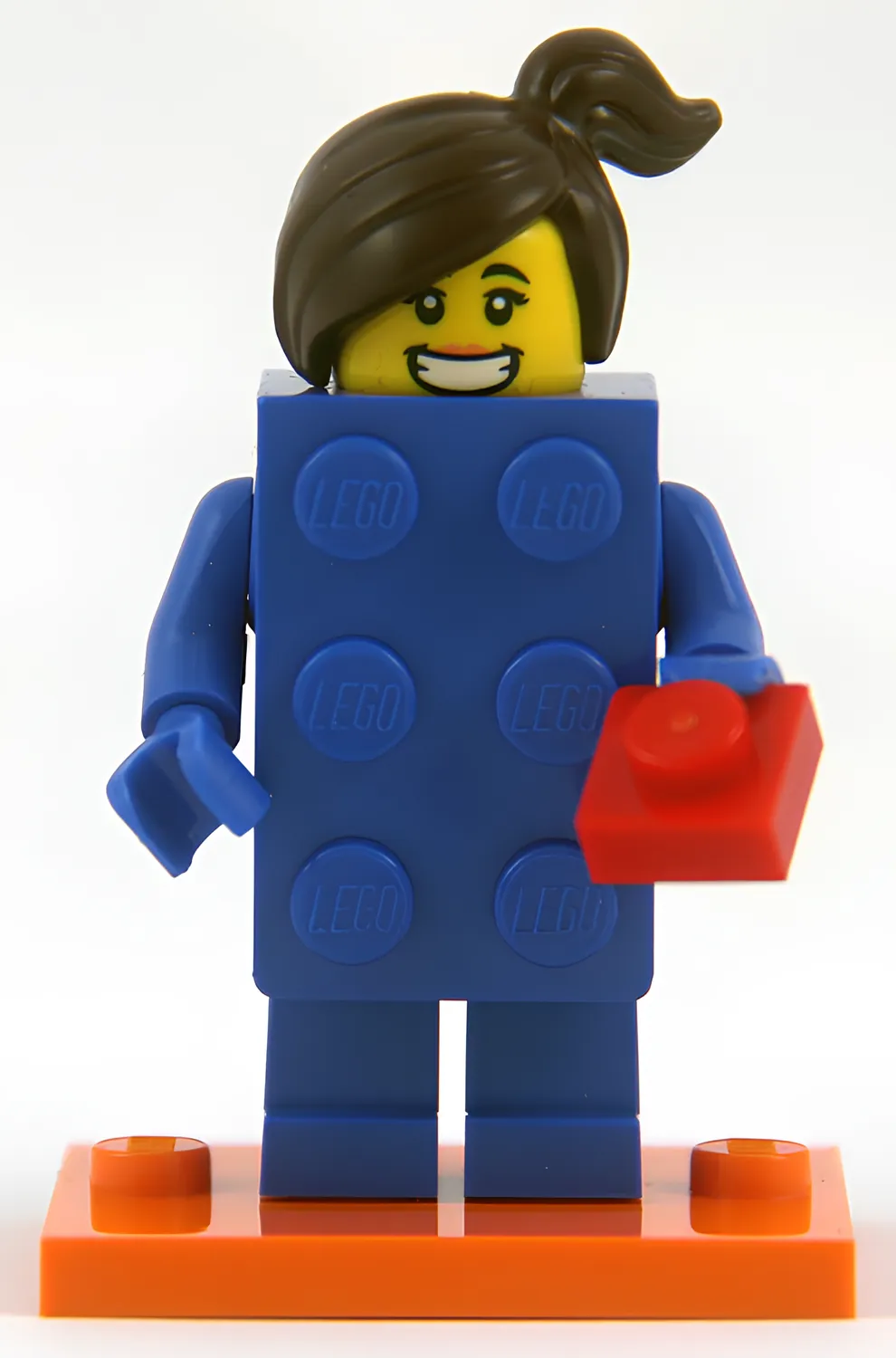 Изображение товара Минифигурка LEGO Series 18 Brick Suit Girl Коллекционная серия Изображение товара Минифигурка LEGO Series 18 Brick Suit Girl Коллекционная серия
