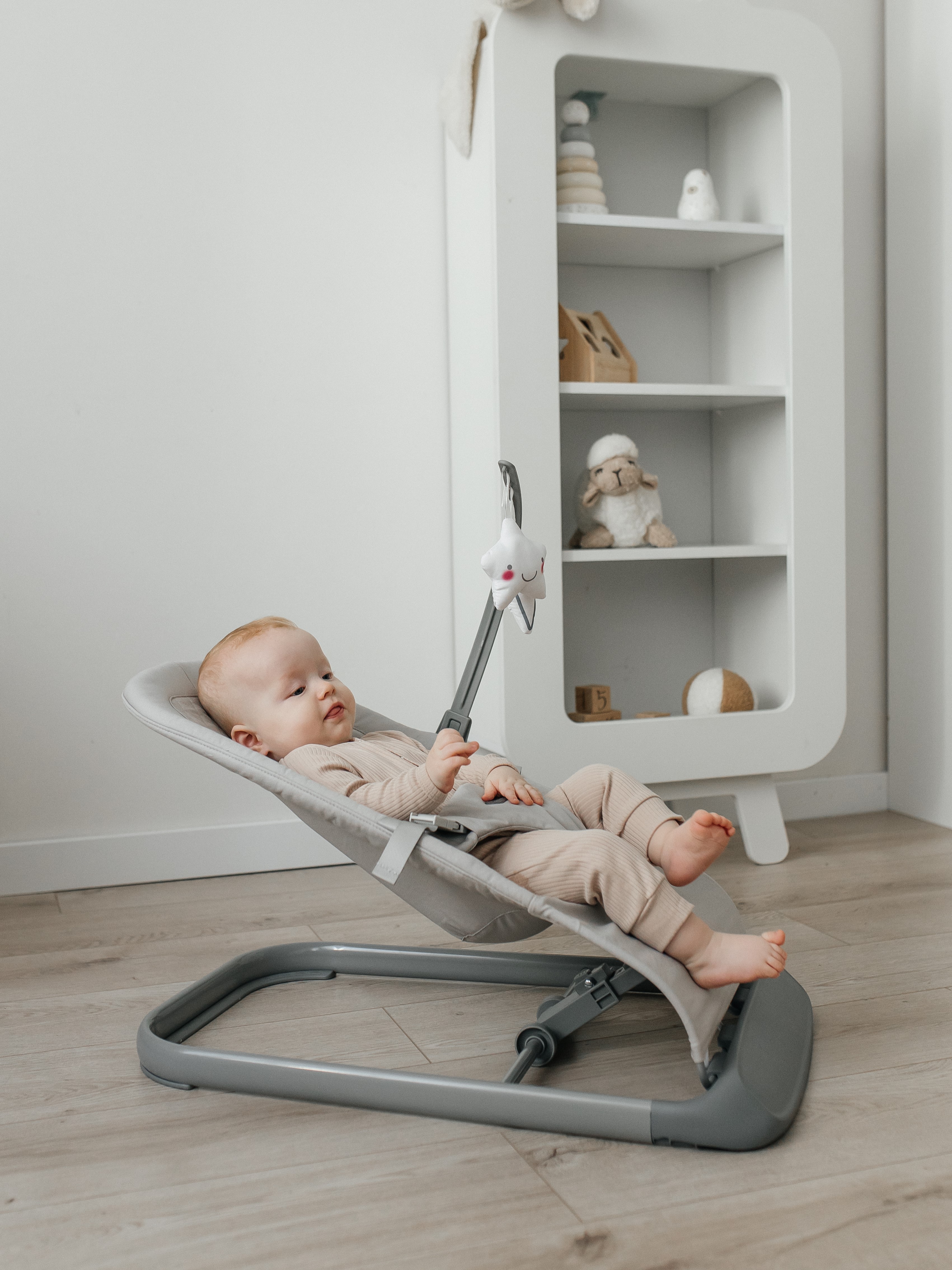 Шезлонг BabyRox Comfort серый - фото 4