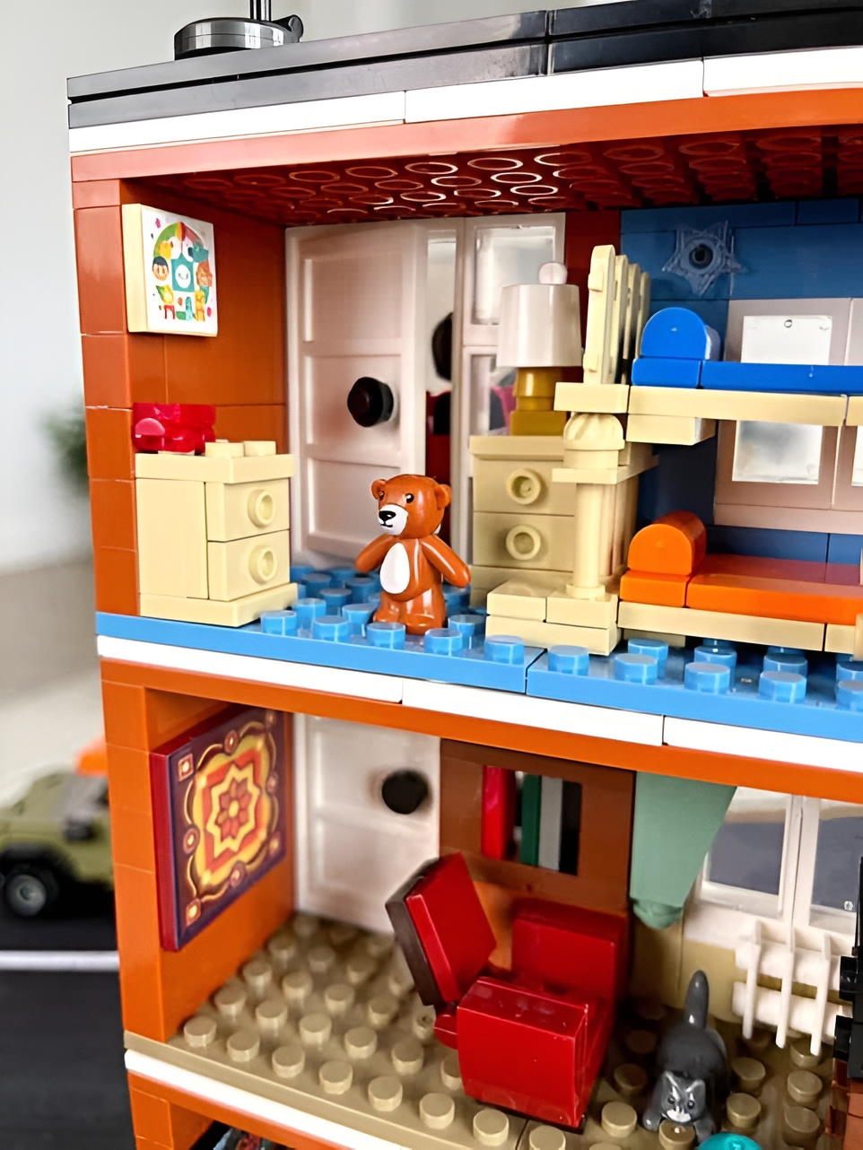 Конструктор brick labs Жилой дом Бриксити из мини-блоков 1097 дет. - фото 12