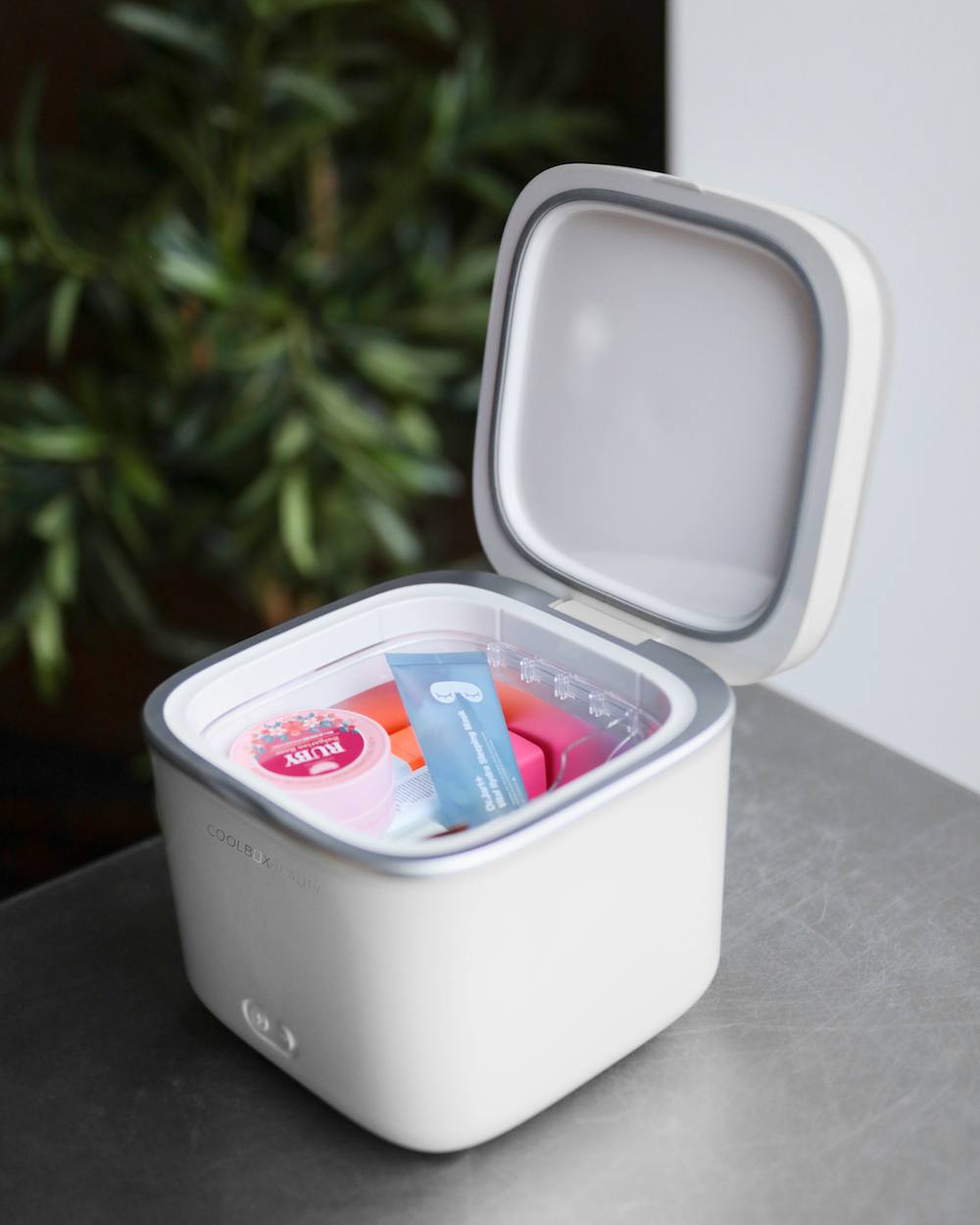 Бьюти-холодильник COOLBOXBEAUTY 4 л белый - фото 3