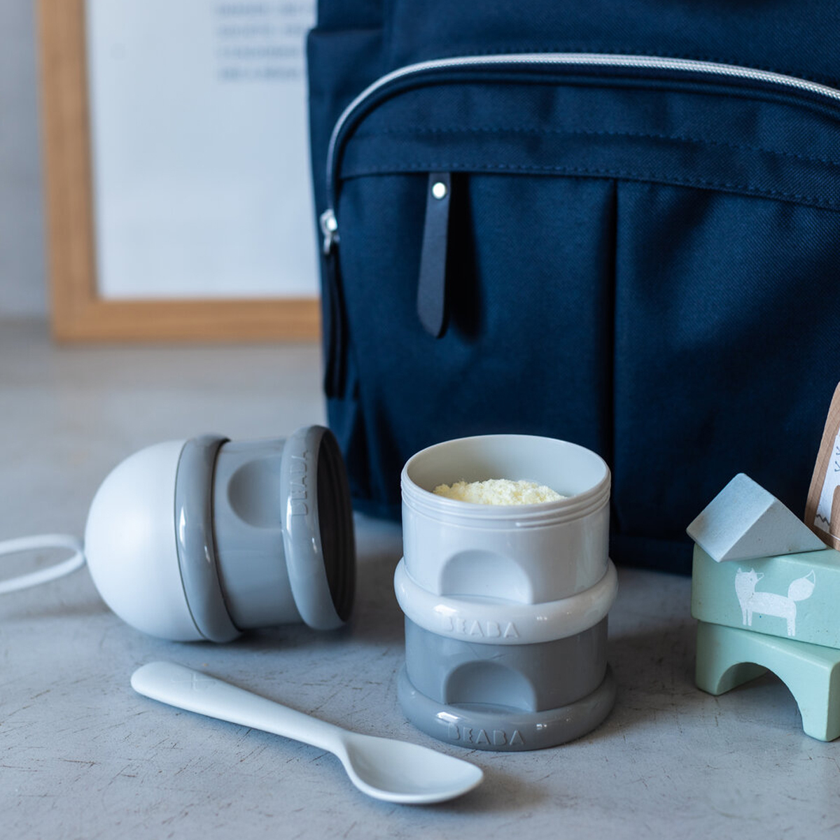 Контейнер для детского питания BEABA сыпучих смесей и снеков, 3 секции, серый - фото 6