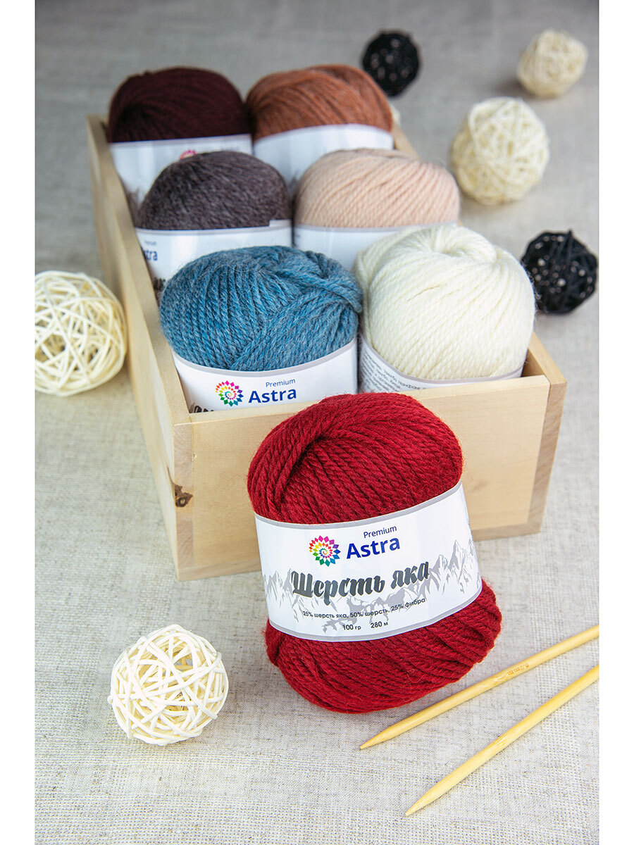 Пряжа Astra Premium Шерсть яка Yak wool теплая мягкая 100 г 120 м 25 темно-красный 2 мотка - фото 13