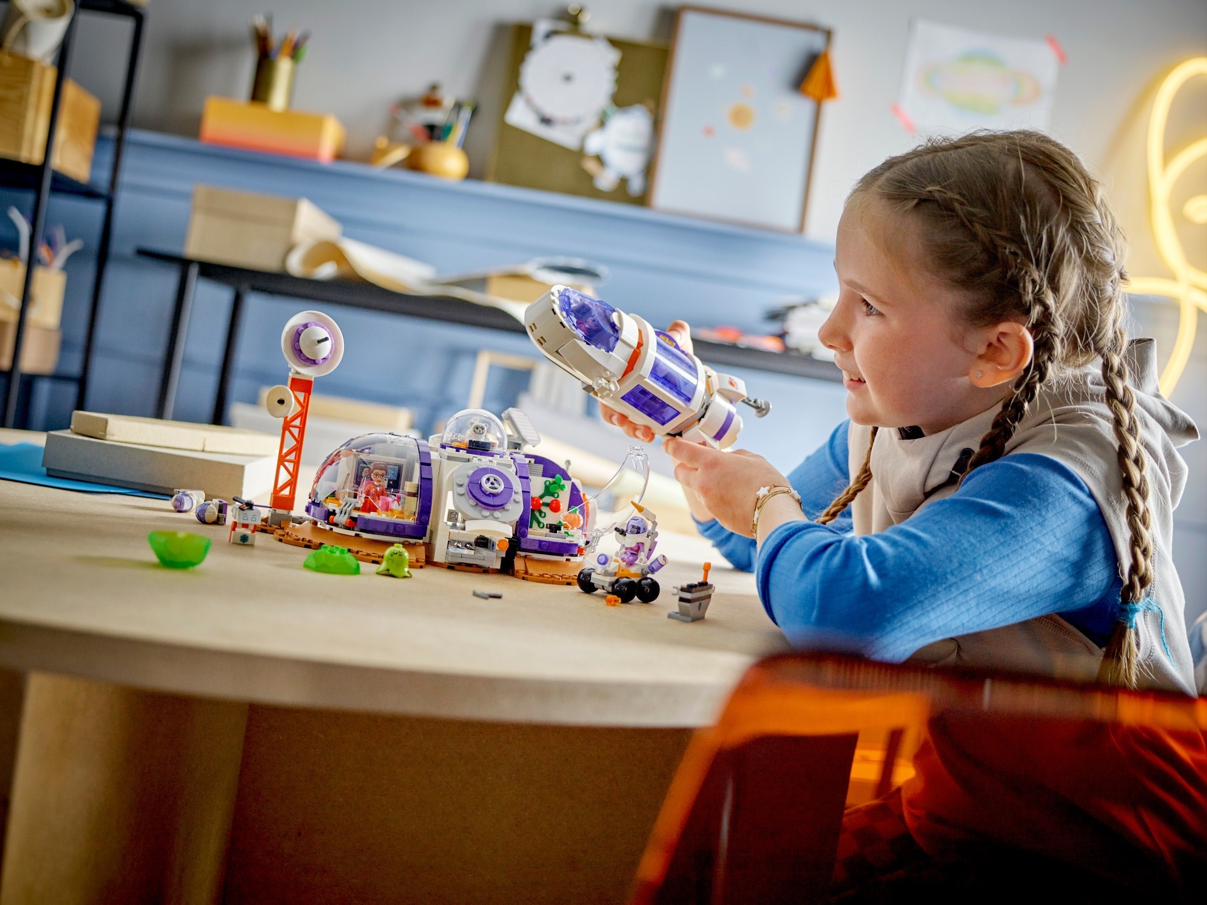 Конструктор LEGO Friends 42605 981 дет. - фото 6