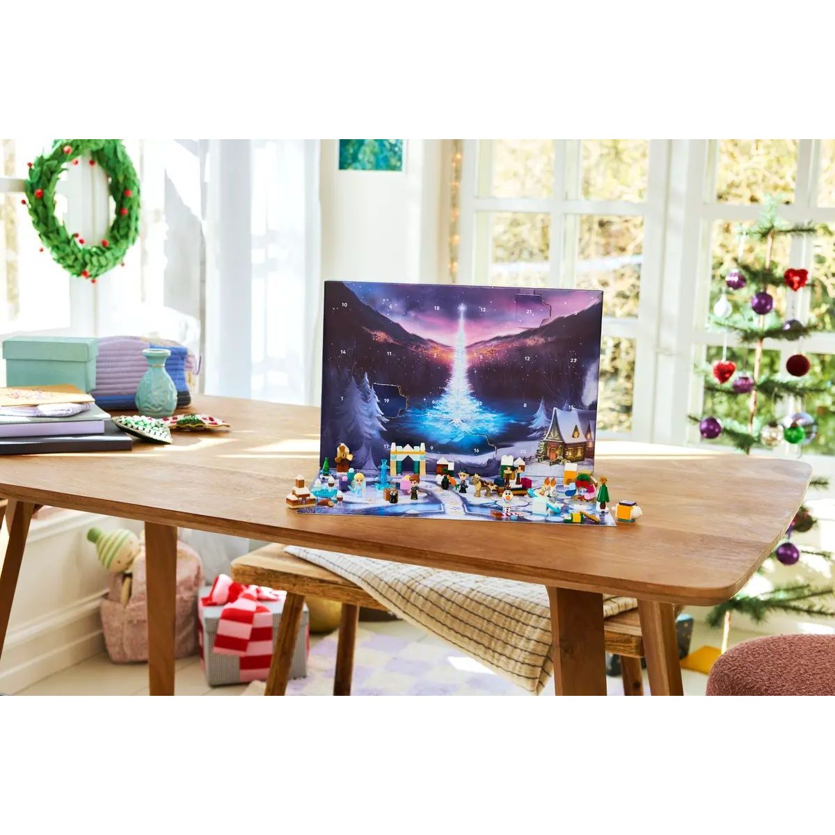 Конструктор LEGO Disney Рождественский календарь 231 дет. - фото 10