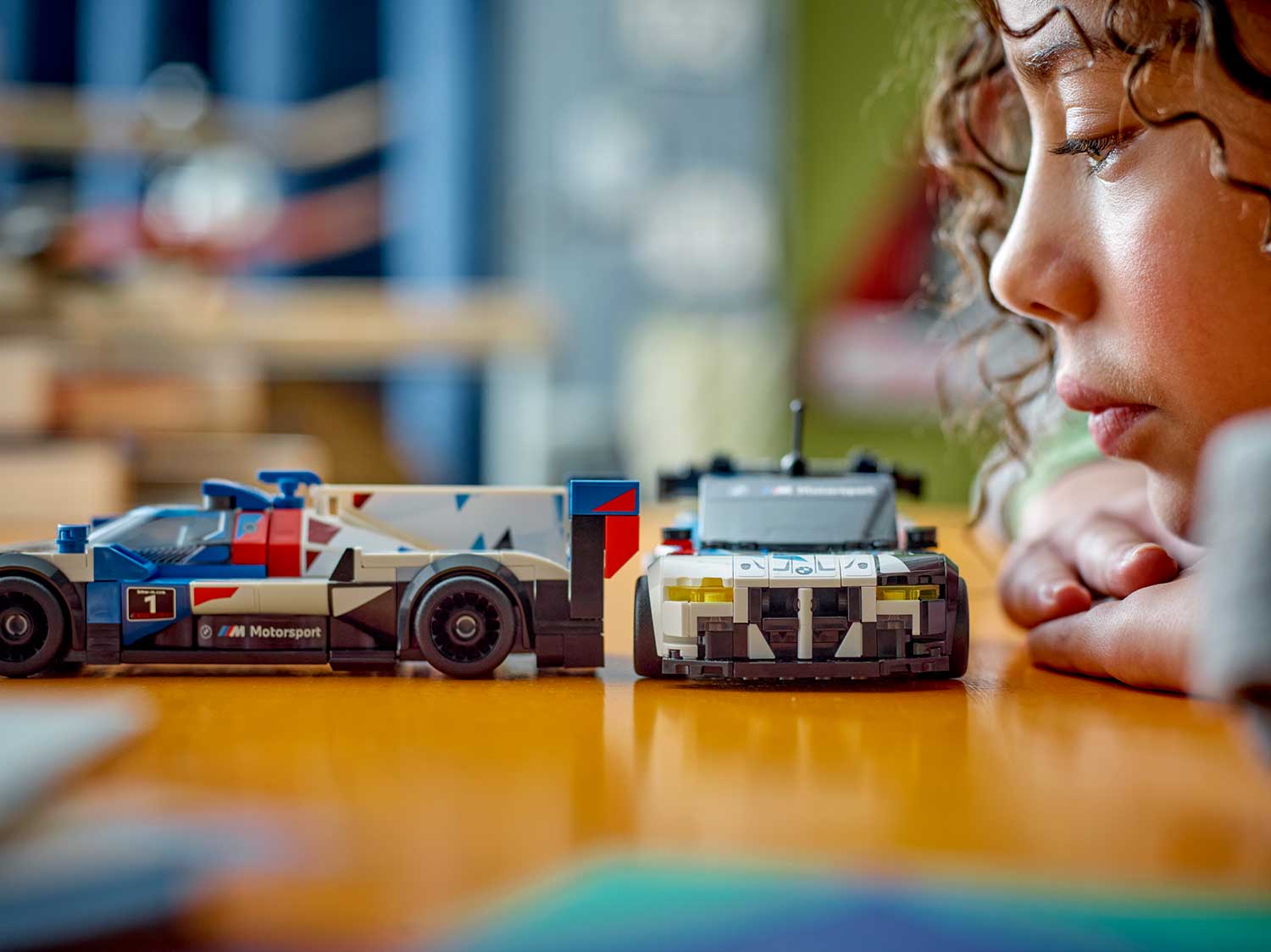 Конструктор LEGO Speed Champions Гоночные автомобили 676 дет. - фото 13