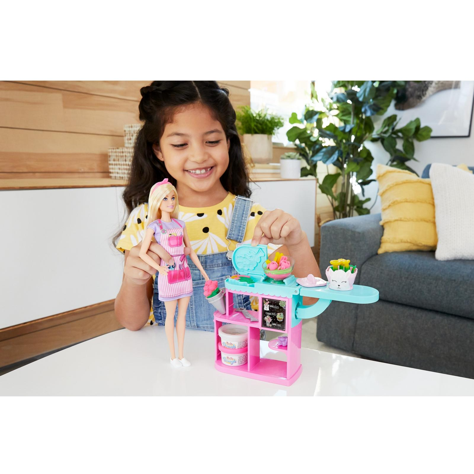 Кукла модельная Barbie GTN58 - фото 7
