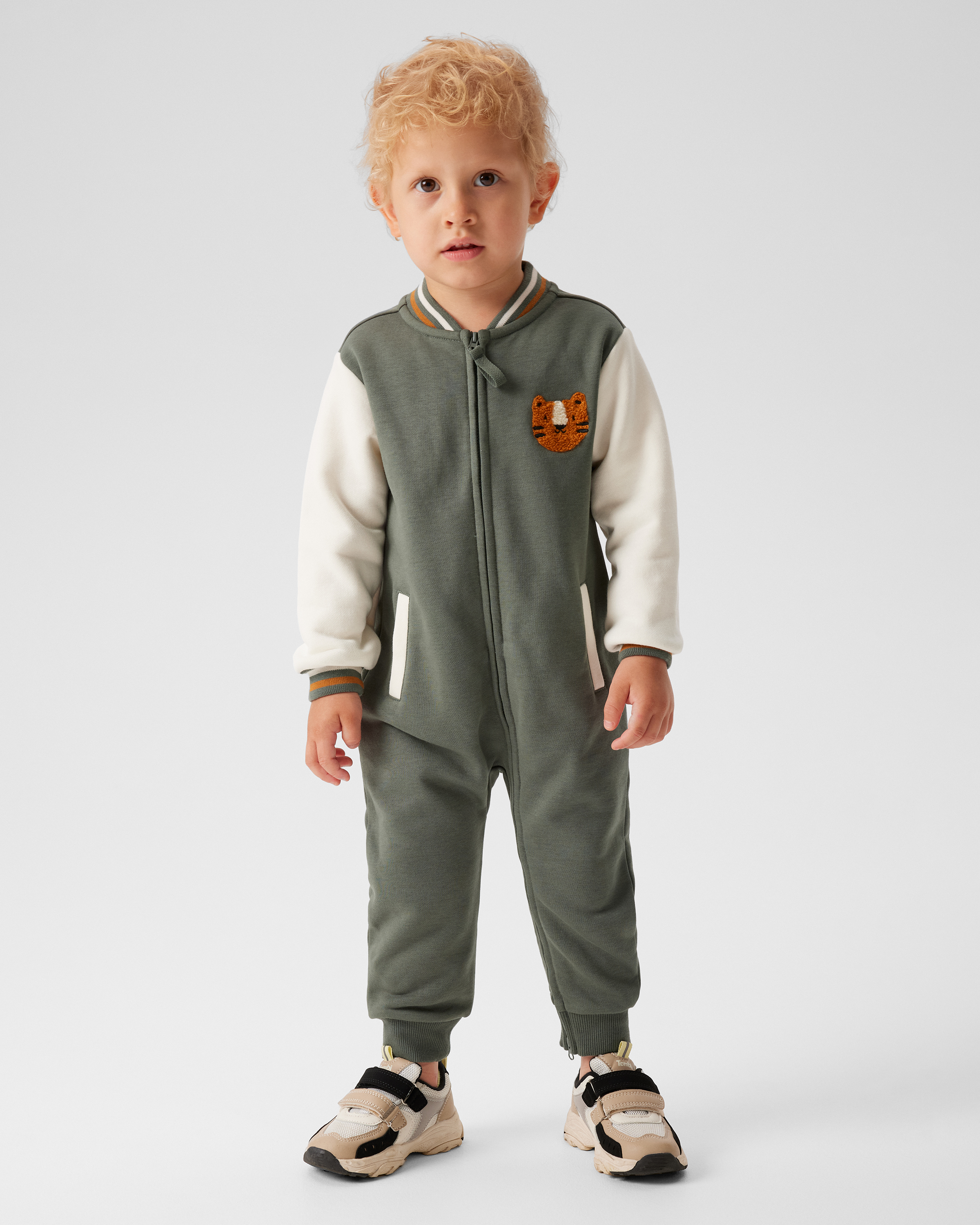Утеплённый комбинезон BabyGо W25-324BGib-24 - фото 1