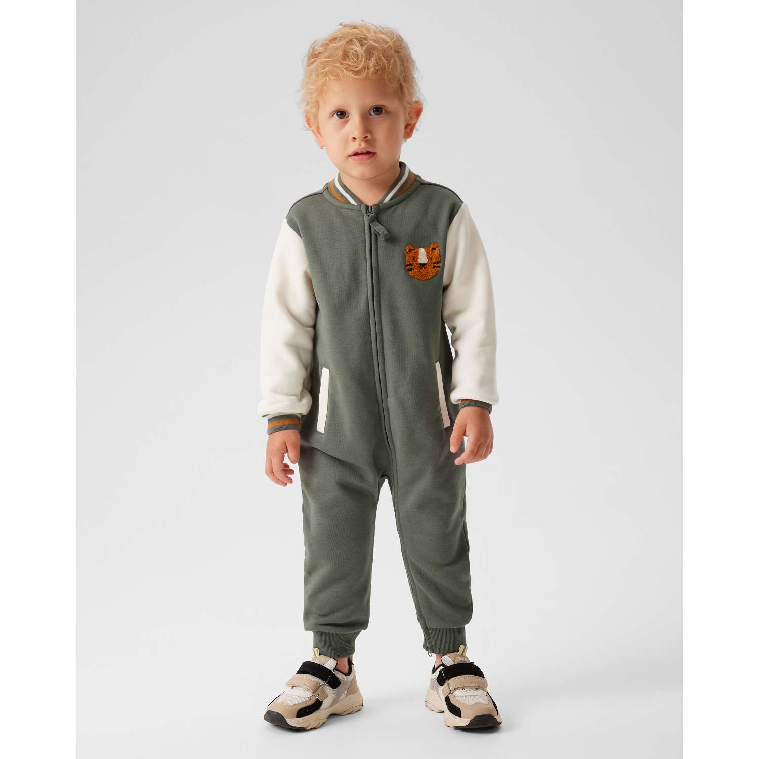 Утеплённый комбинезон BabyGо W25-324BGib-24 - фото 1