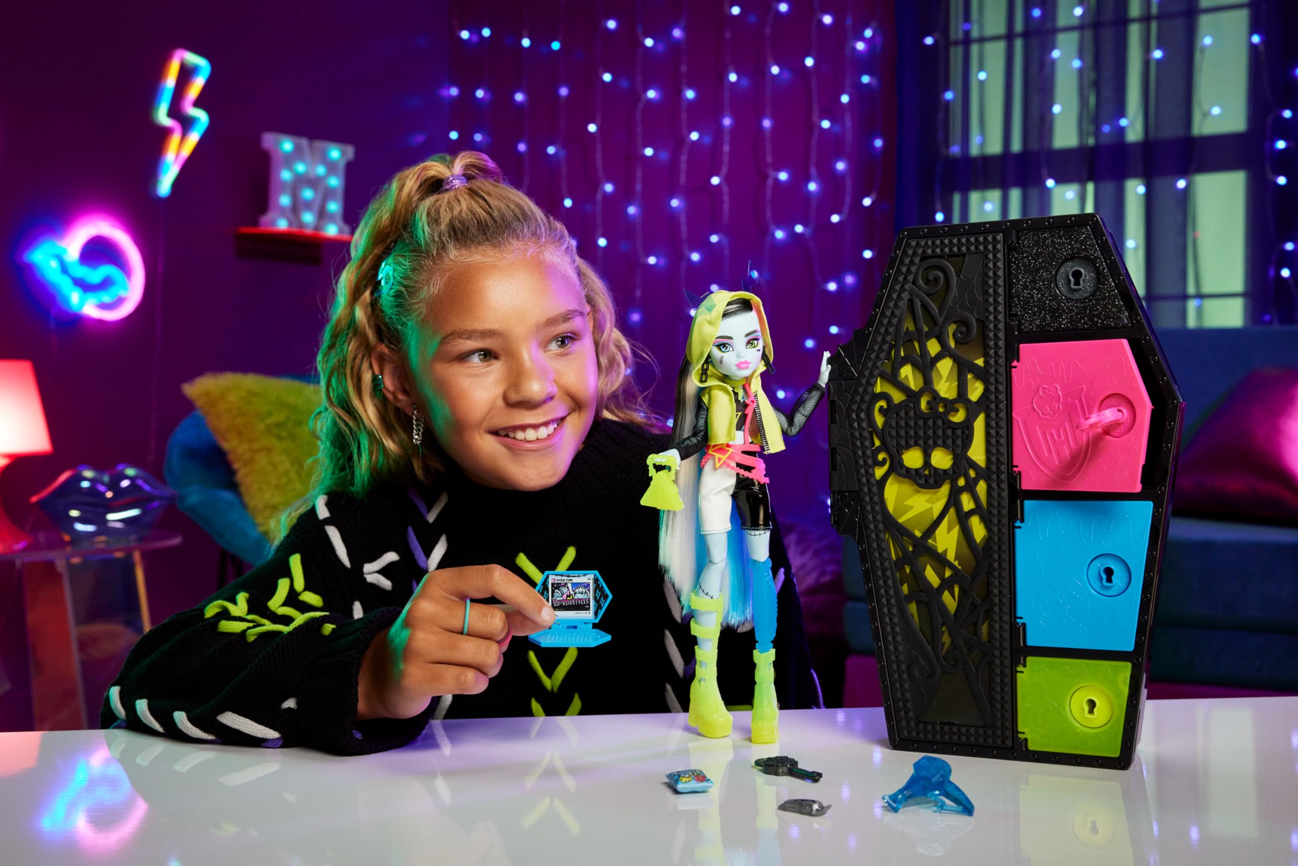 Кукла модельная Monster High Skulltimate Secrets S3 Фрэнки HNF79 - фото 6