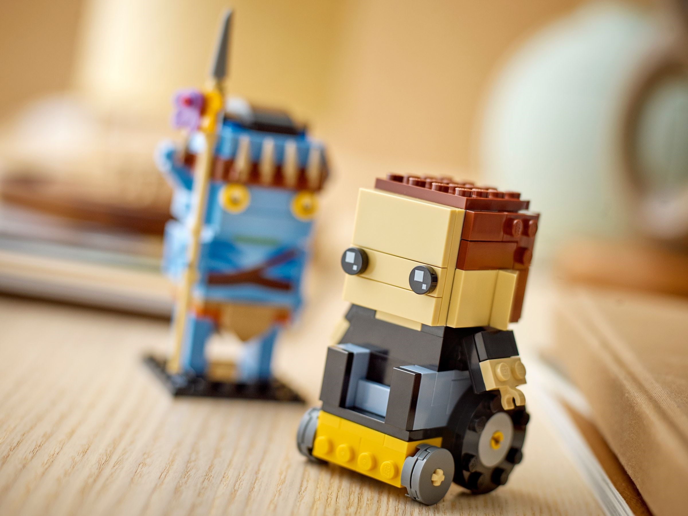 Конструктор LEGO BrickHeadz 40554 246 дет. - фото 10