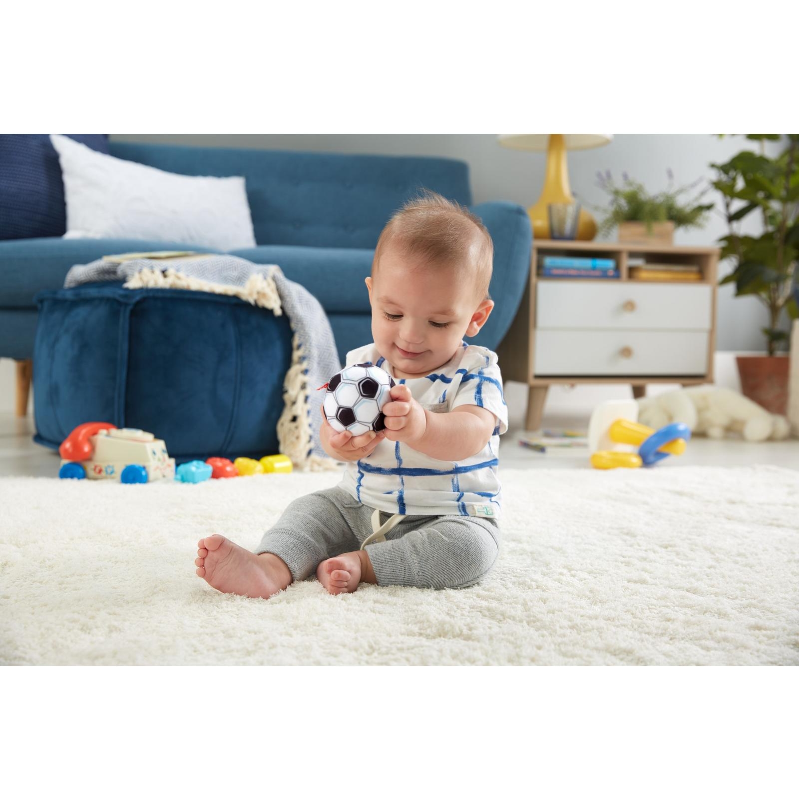 Прорезыватель Fisher Price Футболист - фото 7