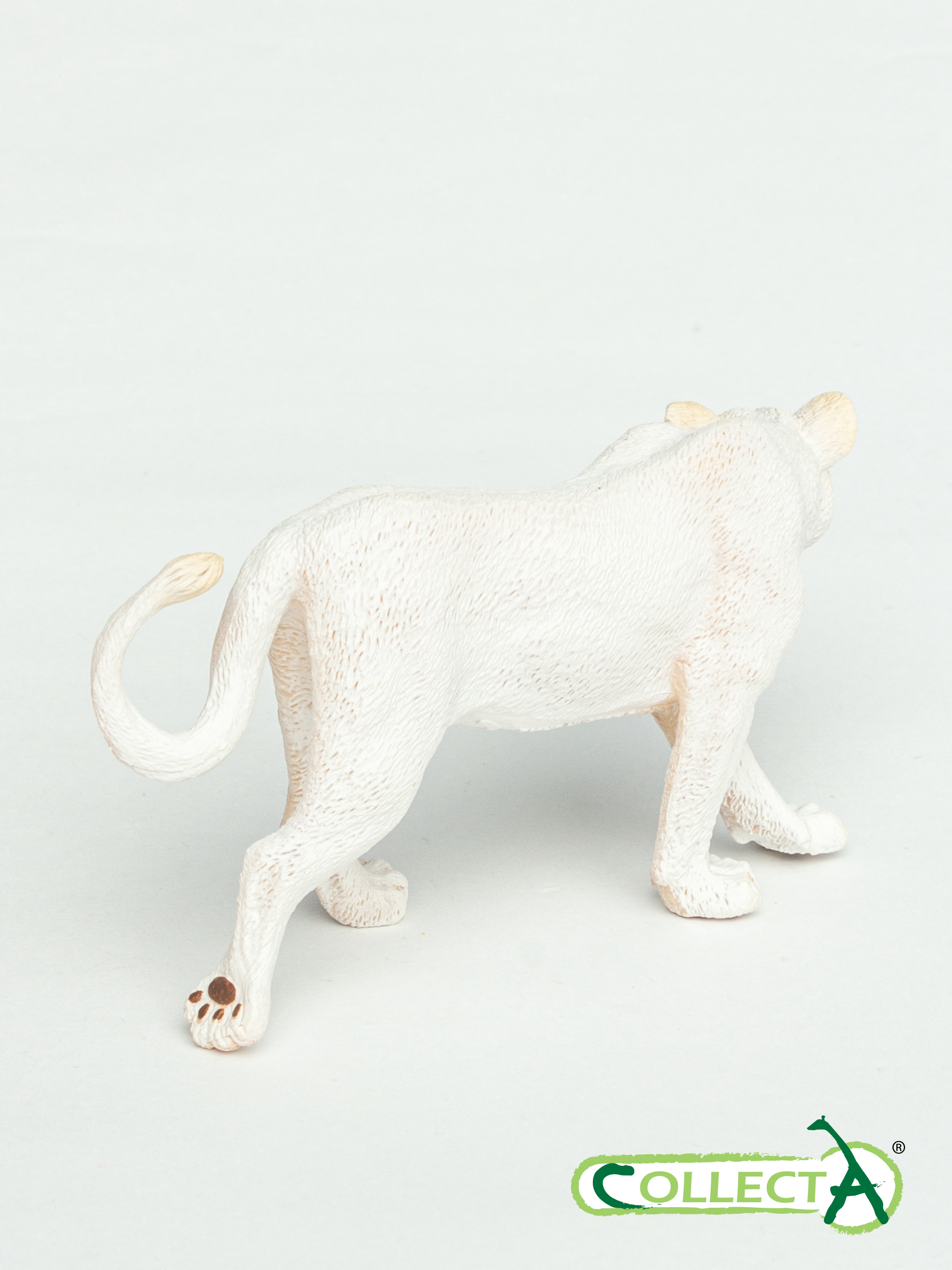 Фигурка Collecta Львица белая - фото 9
