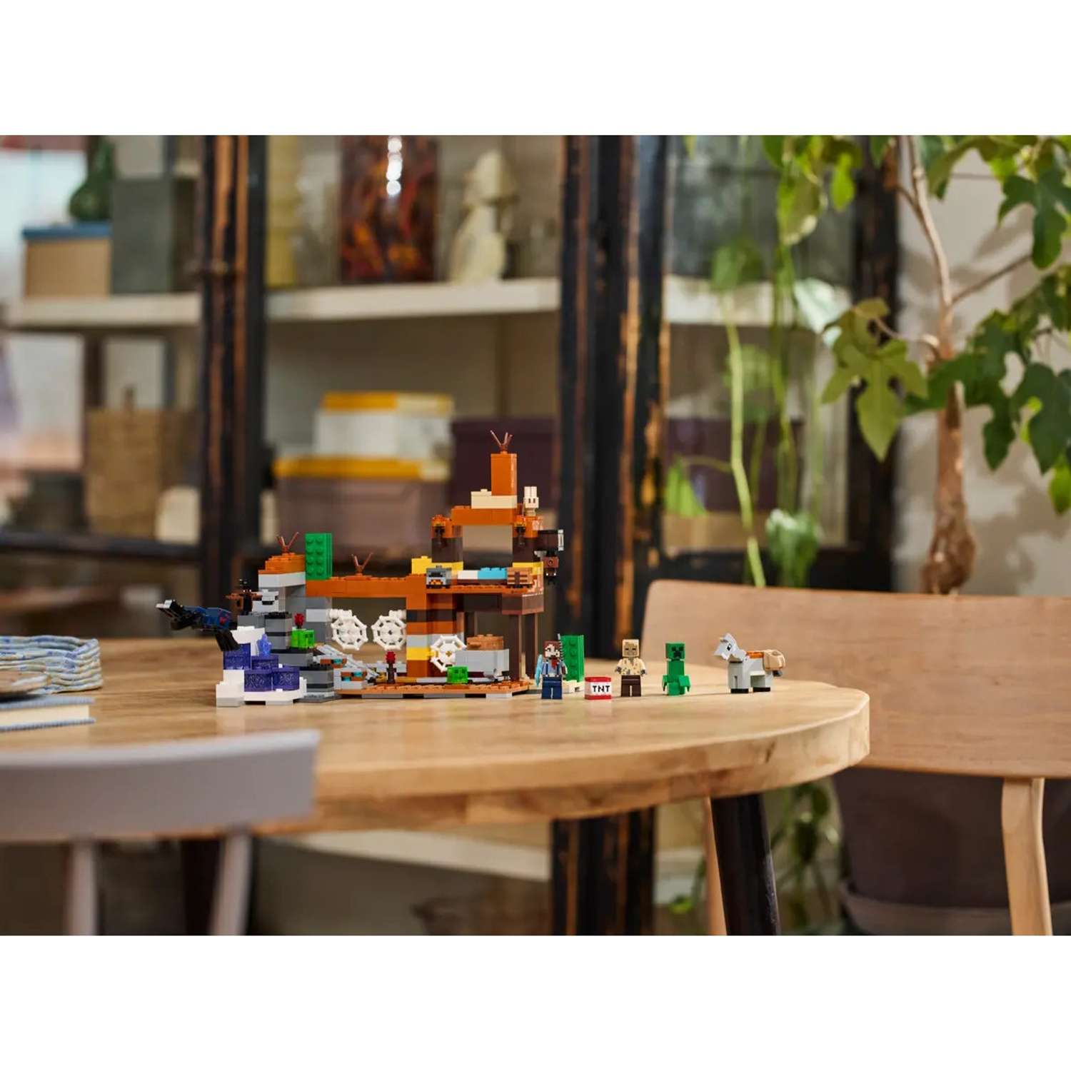 Конструктор LEGO Minecraft Шахта Бесплодных земель 538 дет. - фото 14