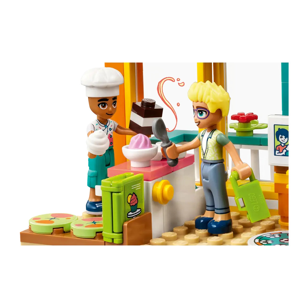 Конструктор LEGO Friends Комната Лео 41754 1154 дет. - фото 4