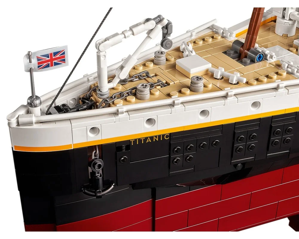 Конструктор LEGO Creator Expert 10294 9090 дет. - фото 12