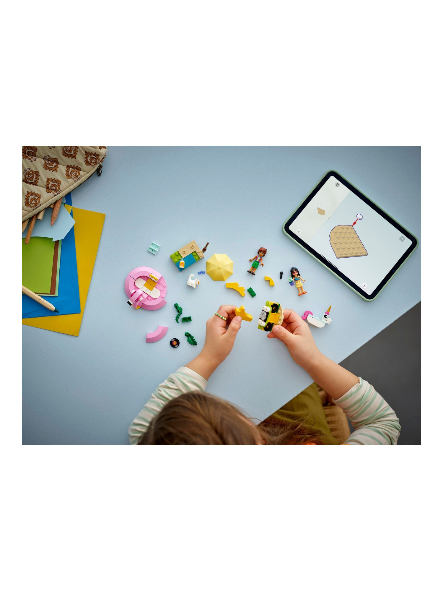 Конструктор LEGO Friends Вечеринка у бассейна 99 дет. - фото 3