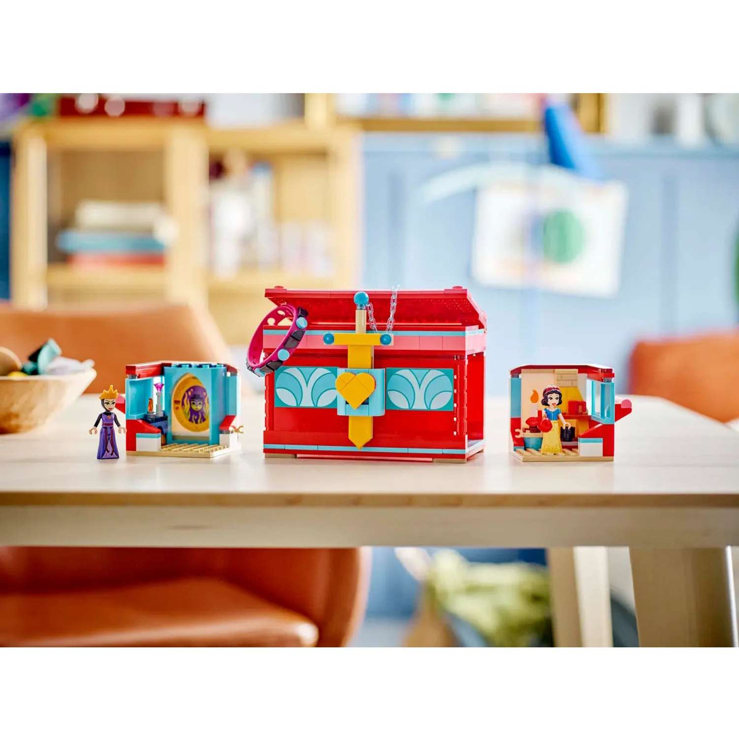 Конструктор LEGO Disney Princess Шкатулка Белоснежки 358 дет. - фото 10