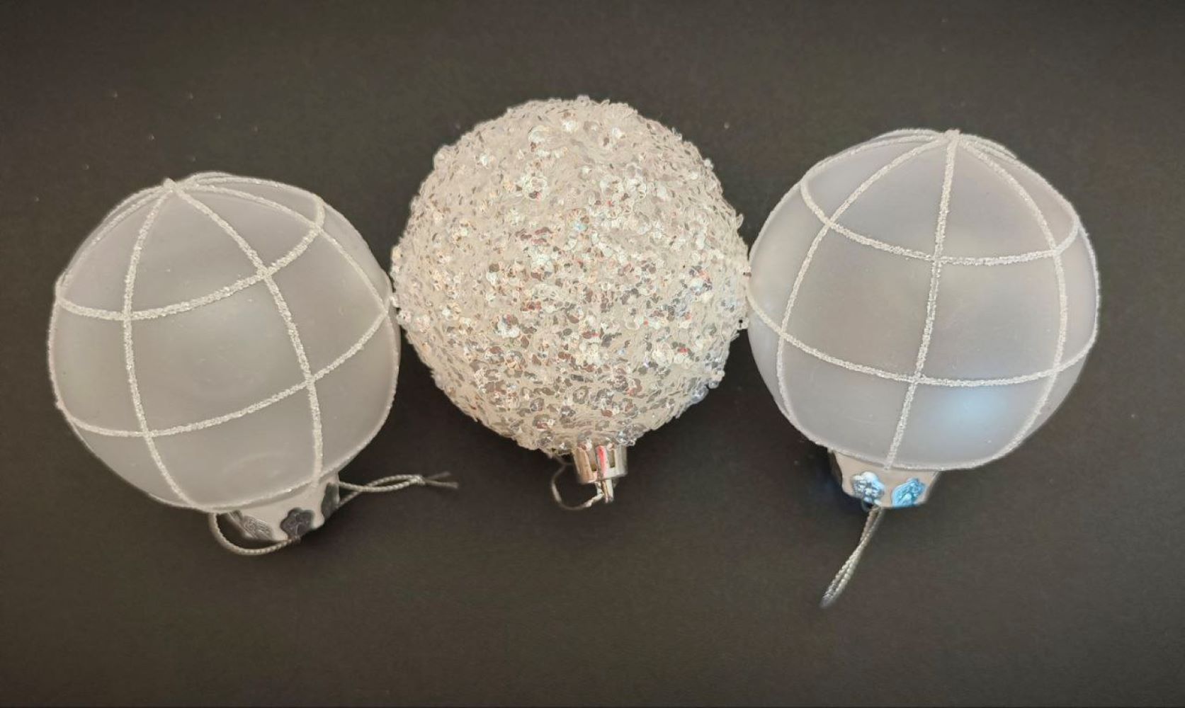 Украшение ёлочное Магия праздника Набор шаров 3 шт цвет белый - фото 1