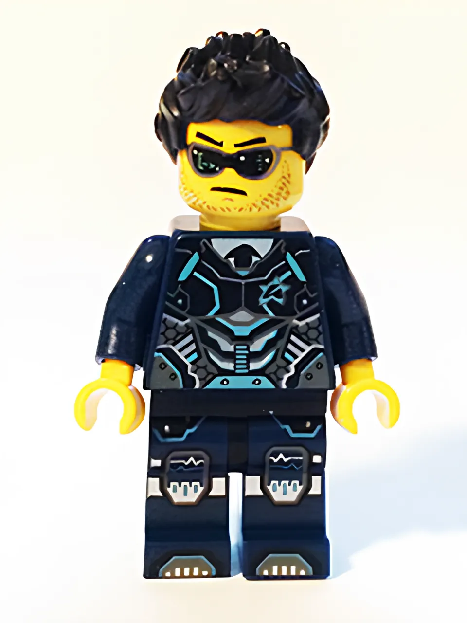 Изображение товара Минифигурка LEGO Agent Steve Zeal в zip-пакете, 4 детали