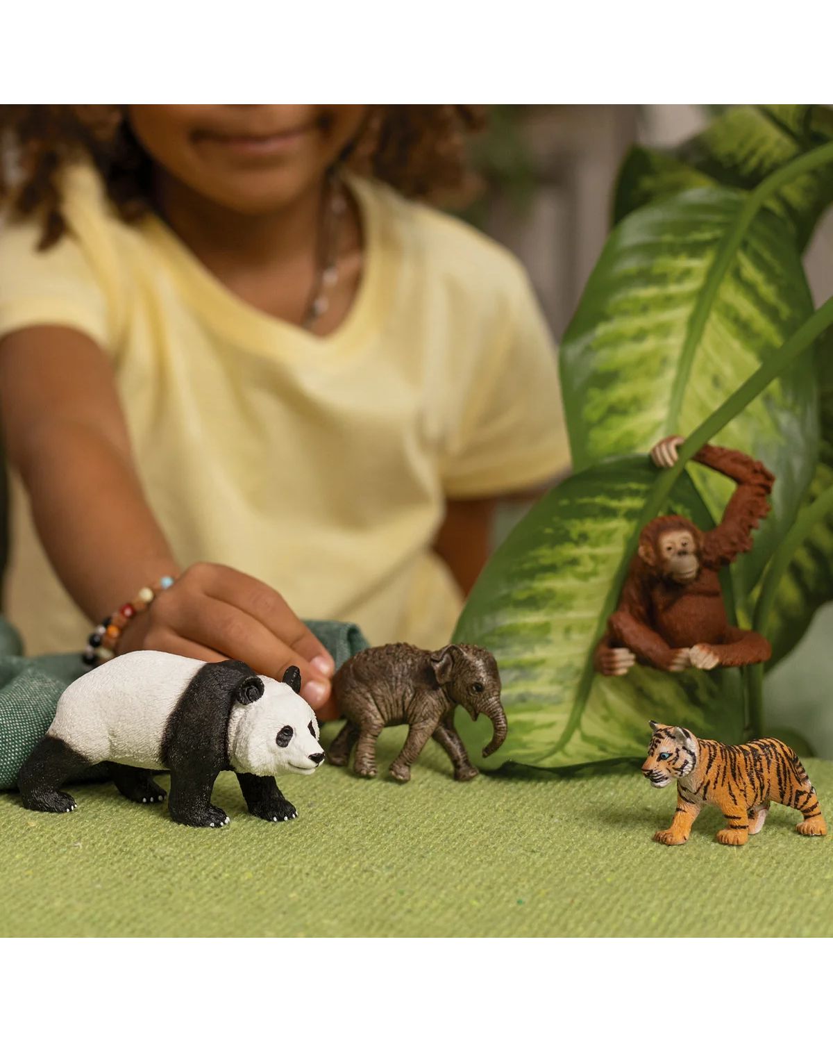Игровой набор SCHLEICH Asia Starter Set - фото 2