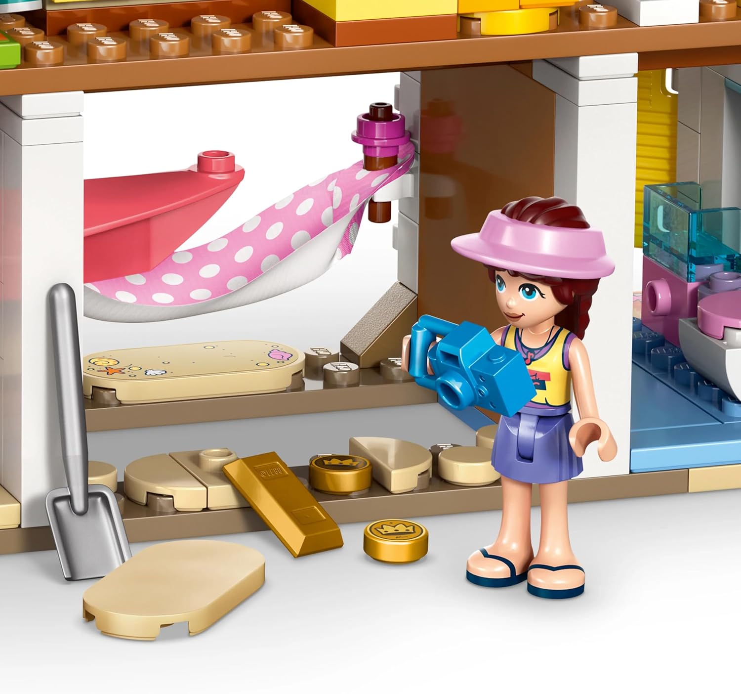 Конструктор LEGO Friends Пляжный домик с тюленями 400 дет. - фото 3