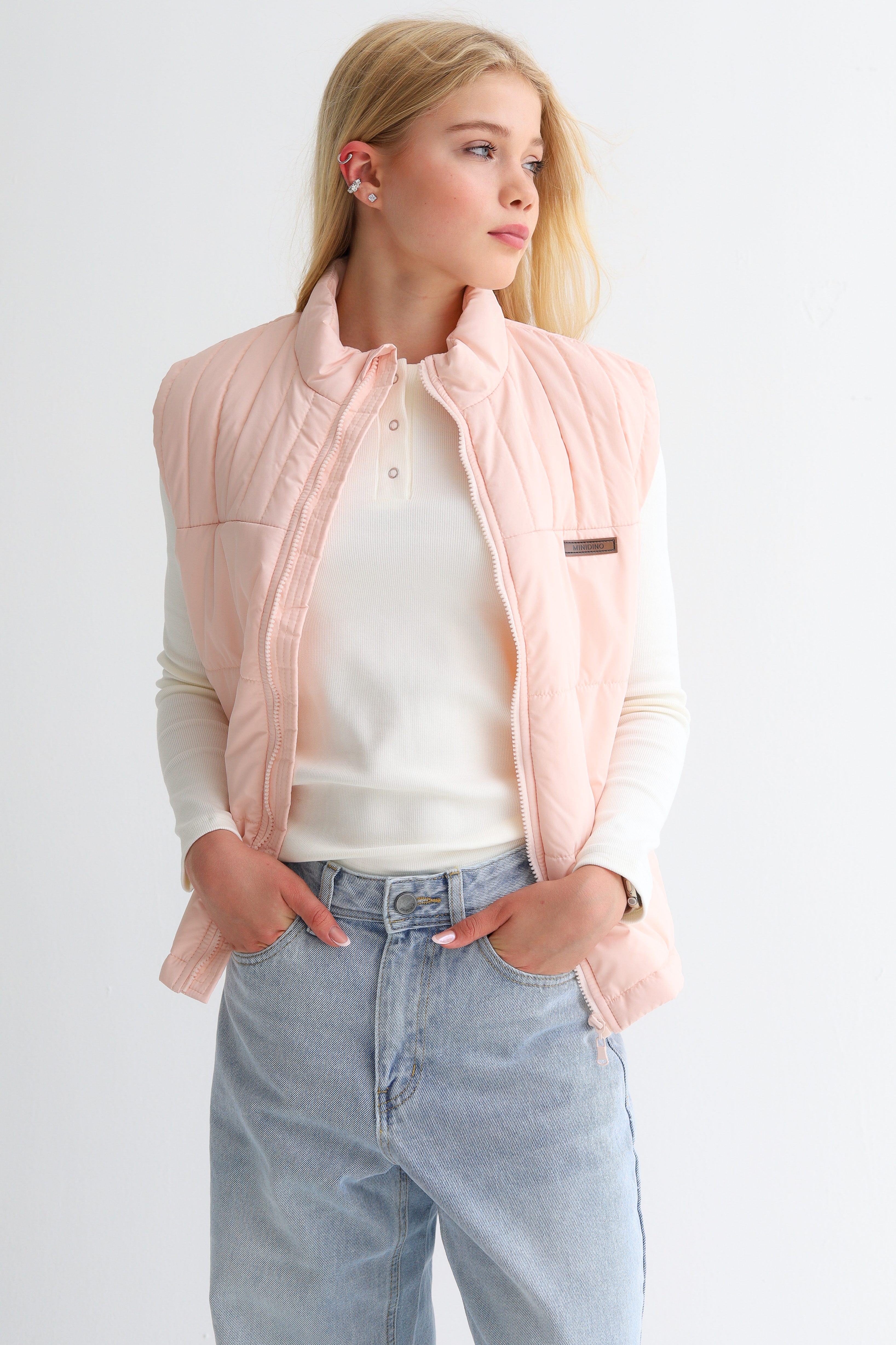 Жилет MINIDINO В-Ж-004Жилет утепленный Овер йогурт - фото 1