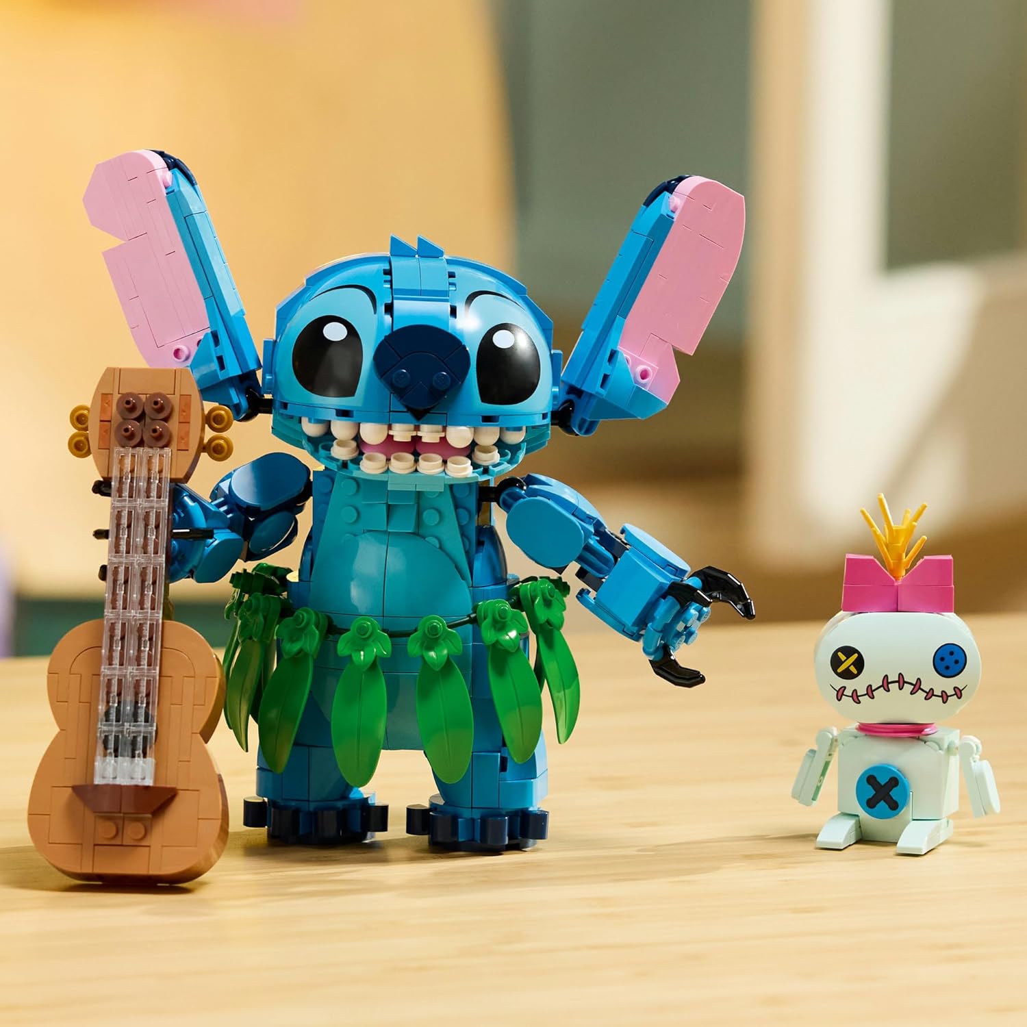Конструктор LEGO Disney Стич и Скрамп 713 дет. - фото 6