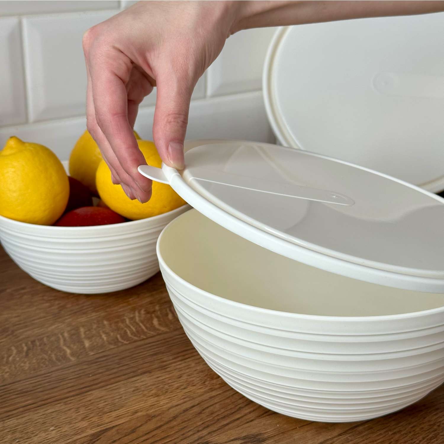 Салатник Sugar and Spice Cardamom с крышкой белый зефир 4.1л - фото 3